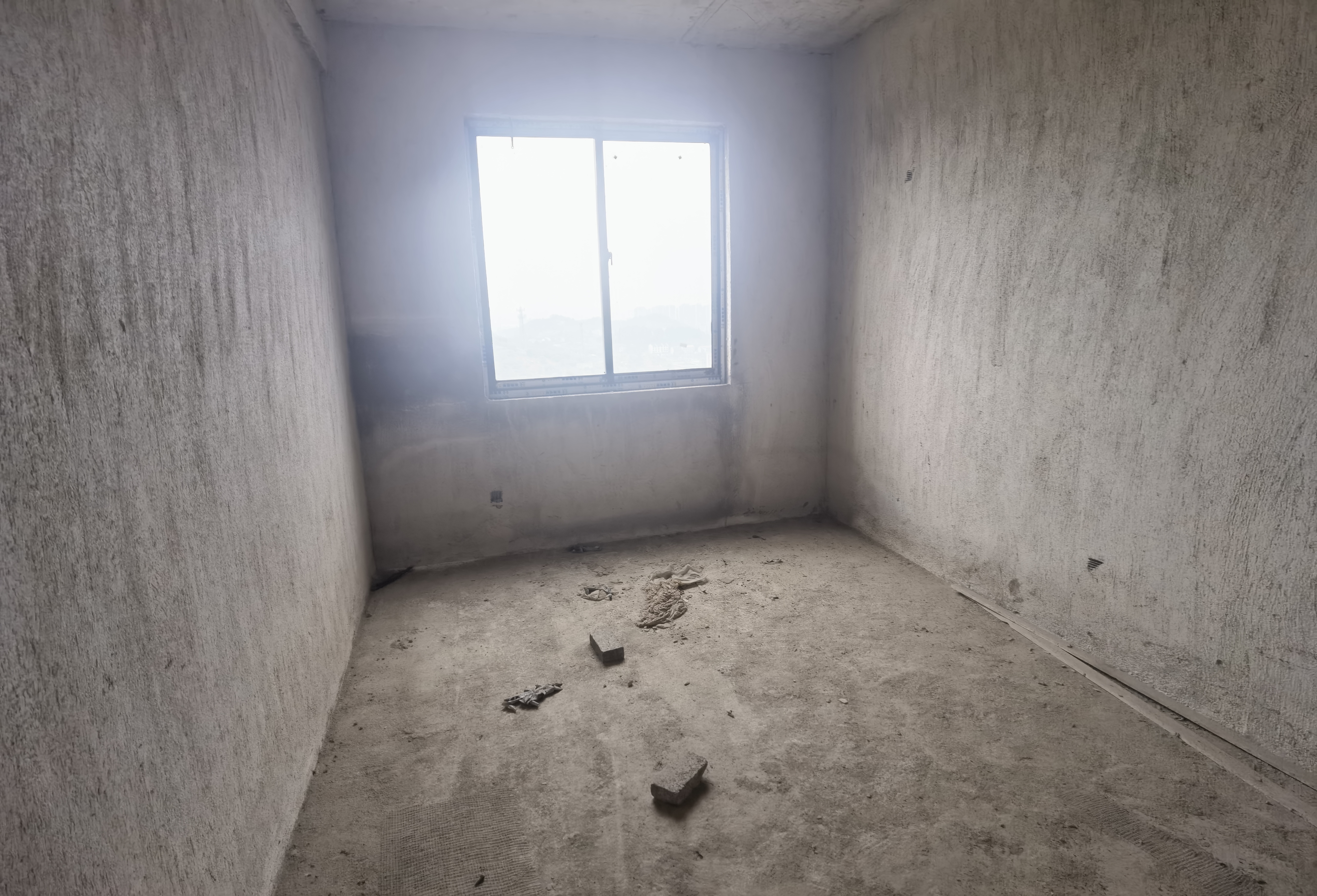 汇富帝景 4室2厅2卫 70.0万 汇富帝景 4室2厅2卫 70.0万客厅