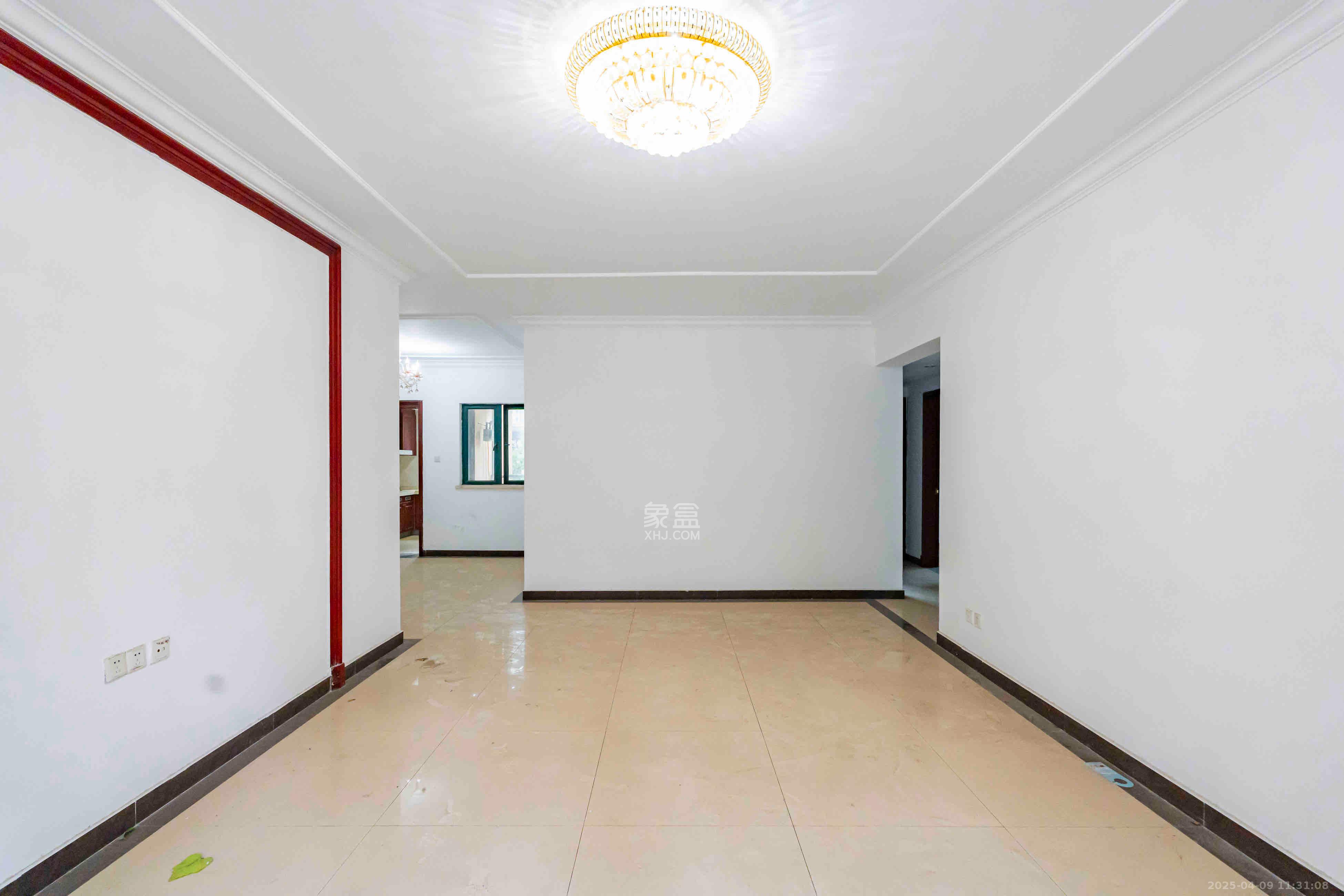 恒大雅苑 4室2厅1卫 3000.0元/月 恒大雅苑 4室2厅1卫 3000.0元/月室内图