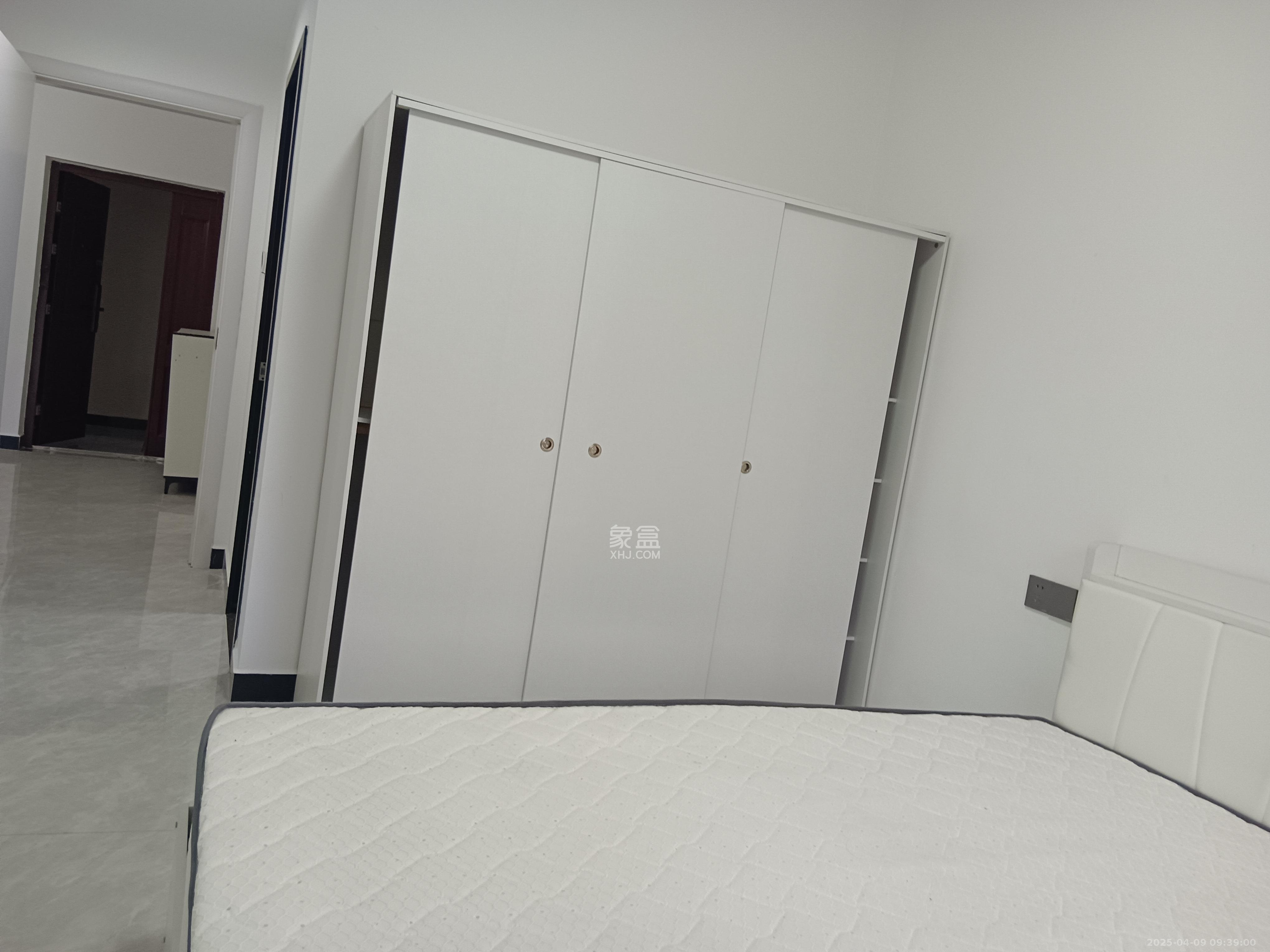 广荣福第 3室2厅2卫 2100.0元/月 广荣福第 3室2厅2卫 2100.0元/月室内图