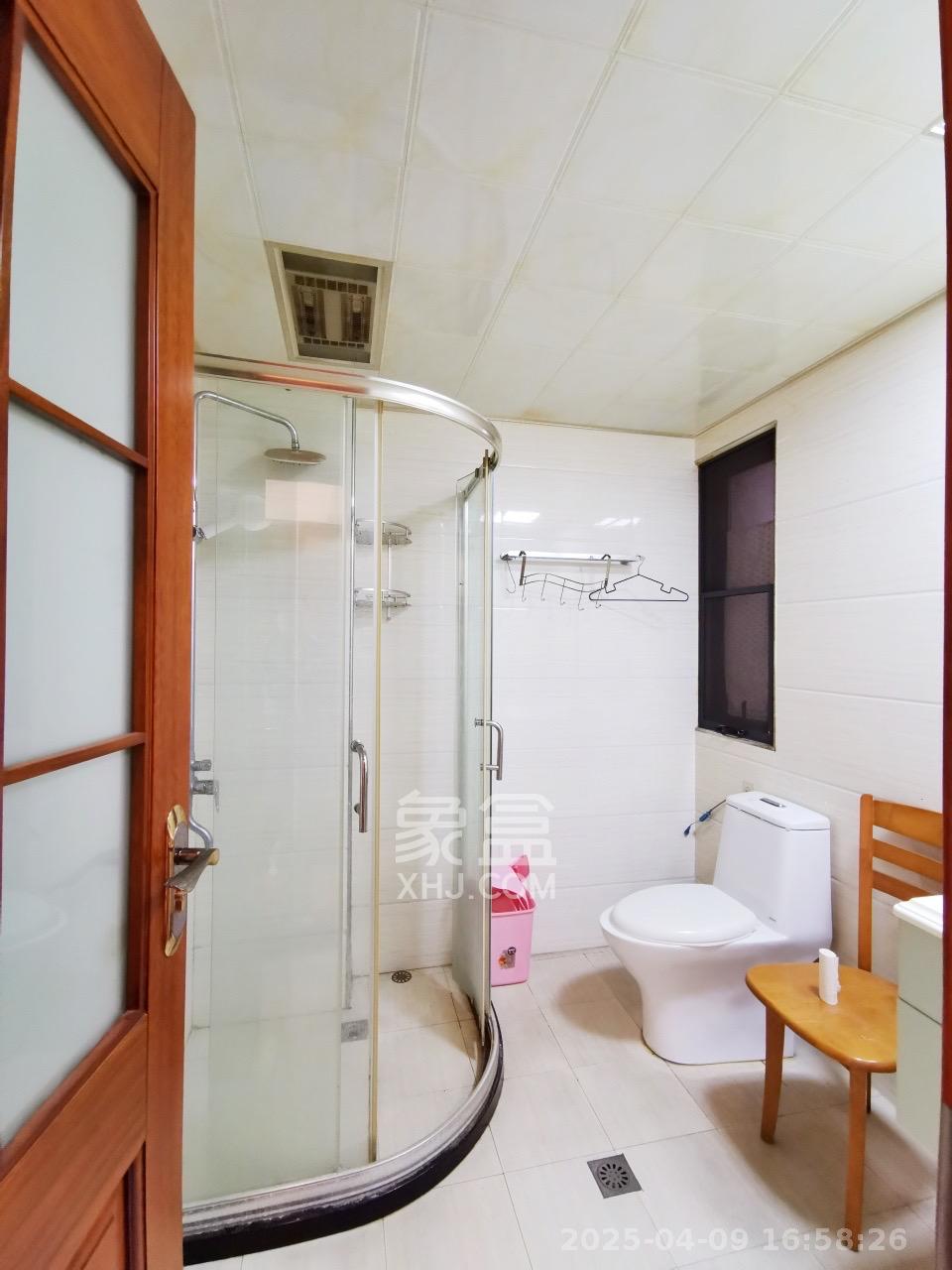 君康家园(梅溪湖七喜街) 4室2厅2卫 3000.0元/月 君康家园(梅溪湖七喜街) 4室2厅2卫 3000.0元/月室内图