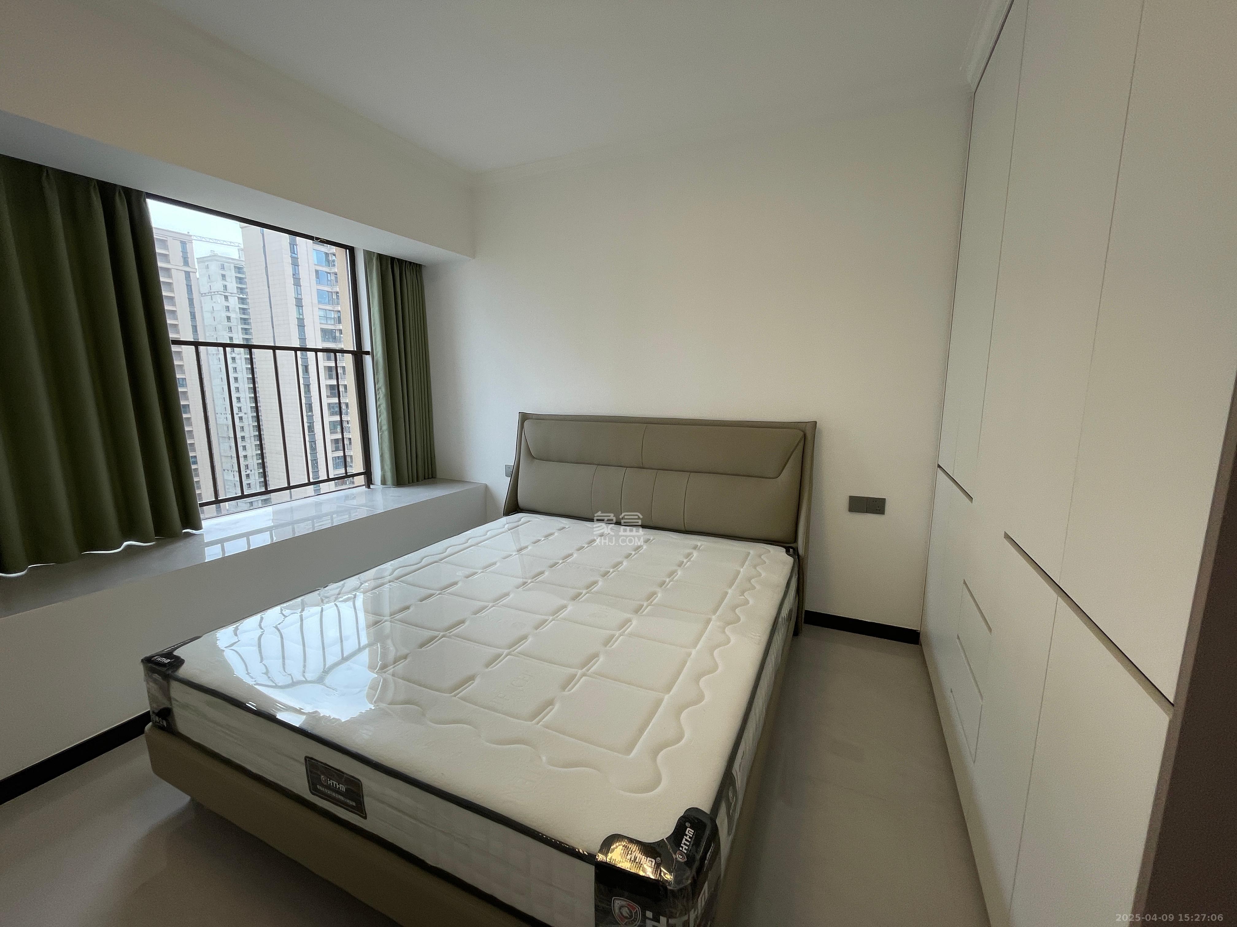 兴进珺府  4室2厅2卫   3500.00元/月室内图