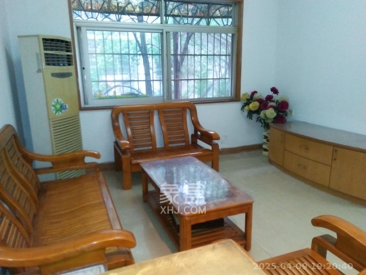 长重机械厂宿舍 3室2厅1卫 2000.0元/月 长重机械厂宿舍 3室2厅1卫 2000.0元/月室内图