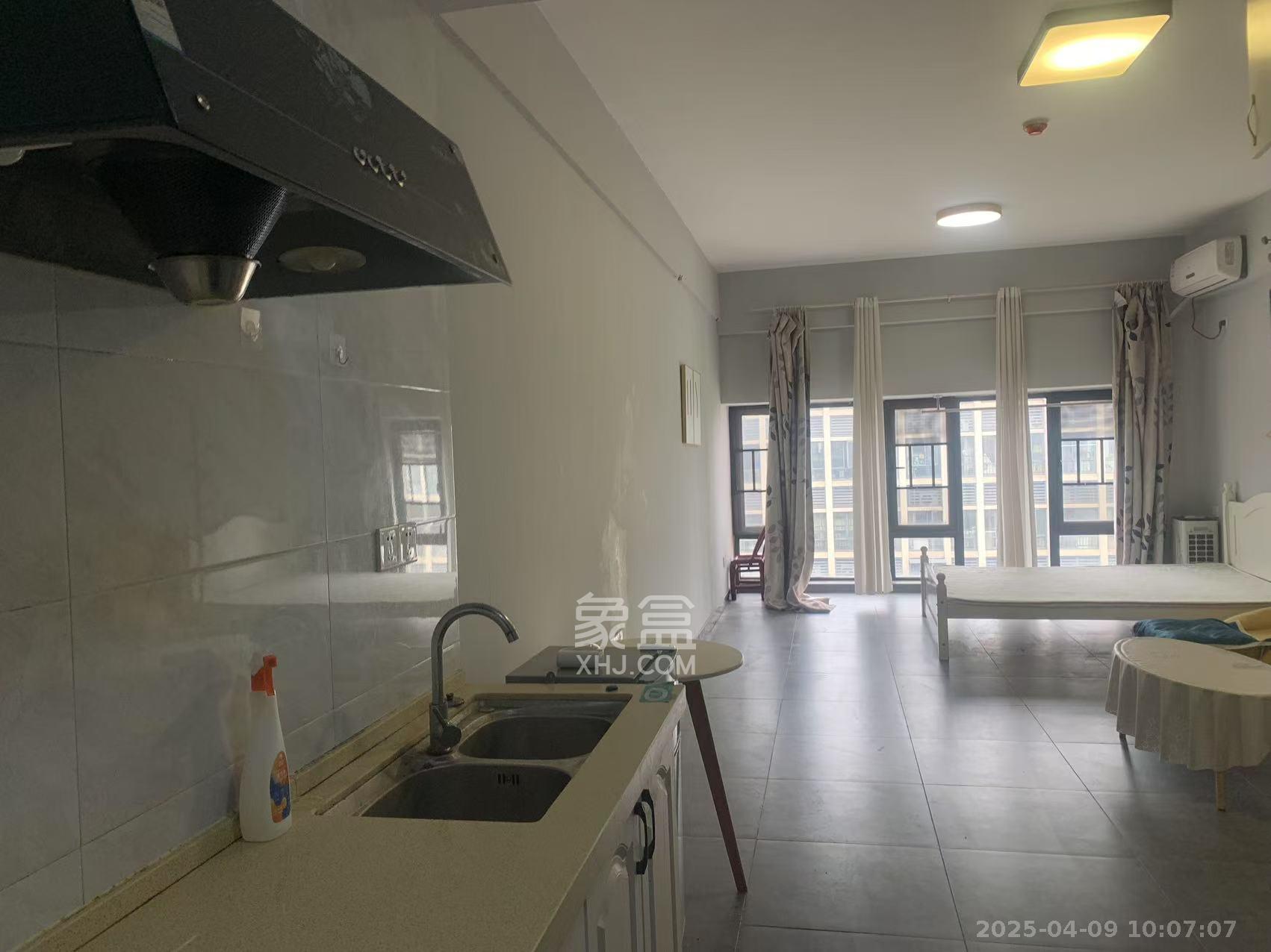 中建芙蓉嘉苑  1室1厅1卫    1000.0元/月 中建芙蓉嘉苑  1室1厅1卫    1000.0元/月室内图