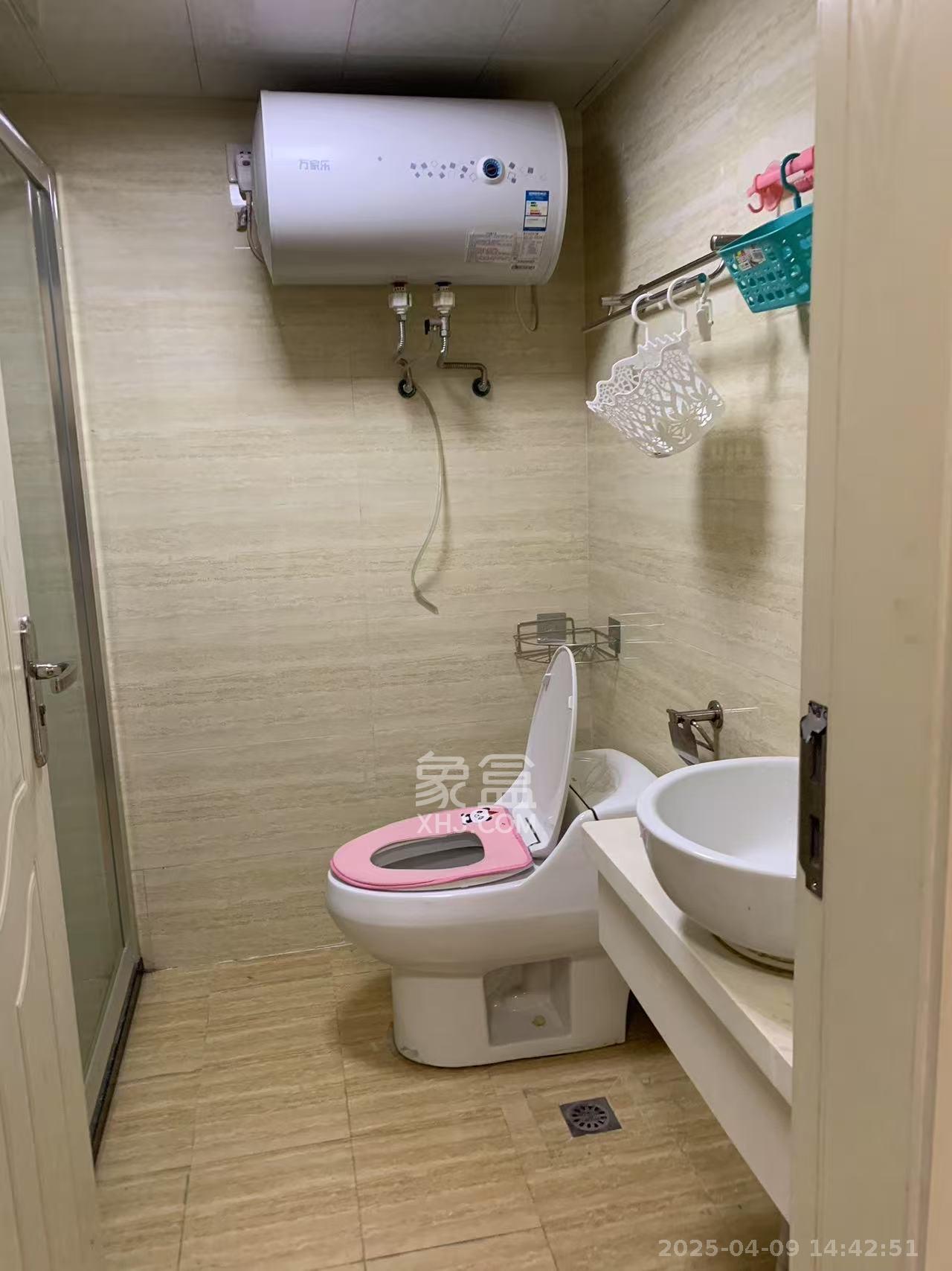 万芙锦城  1室1厅1卫   1600.00元/月室内图