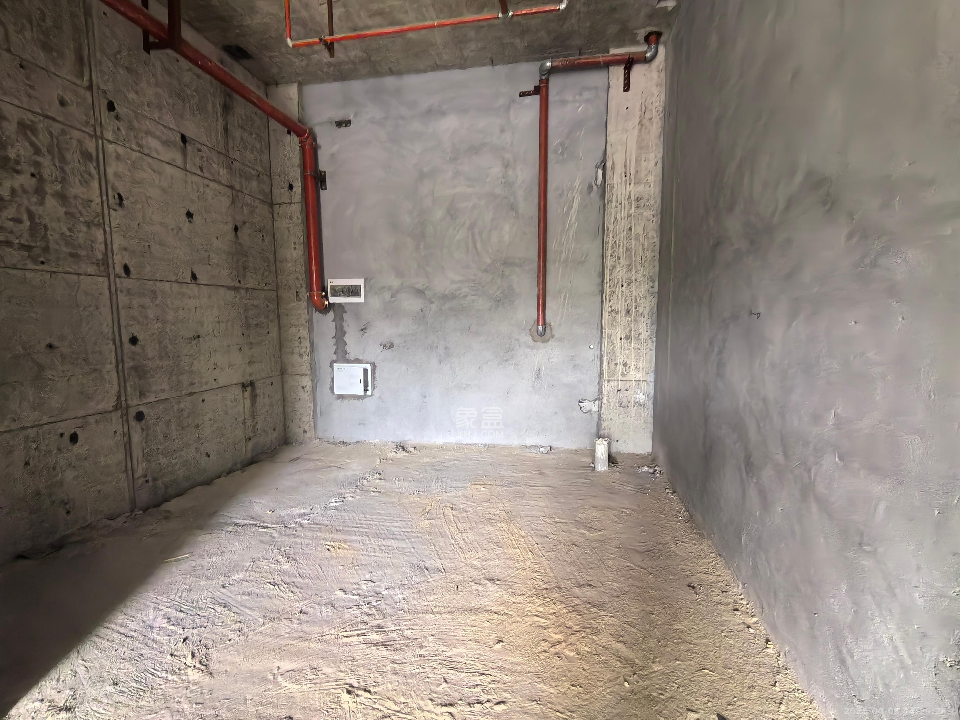 臻园   36.7㎡      11400.0元/月室内图