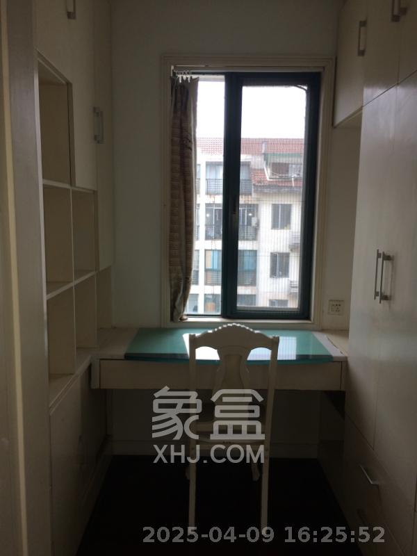 东方新城 2室1厅1卫 2000.0元/月 东方新城 2室1厅1卫 2000.0元/月室内图