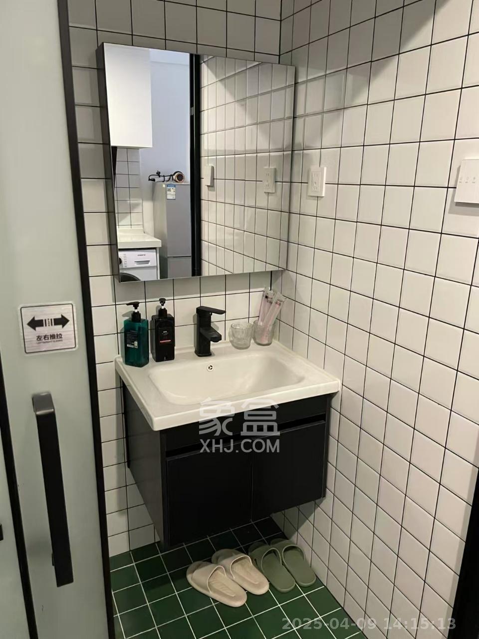 保利天禧EF区  1室1厅1卫    1850.0元/月户型图