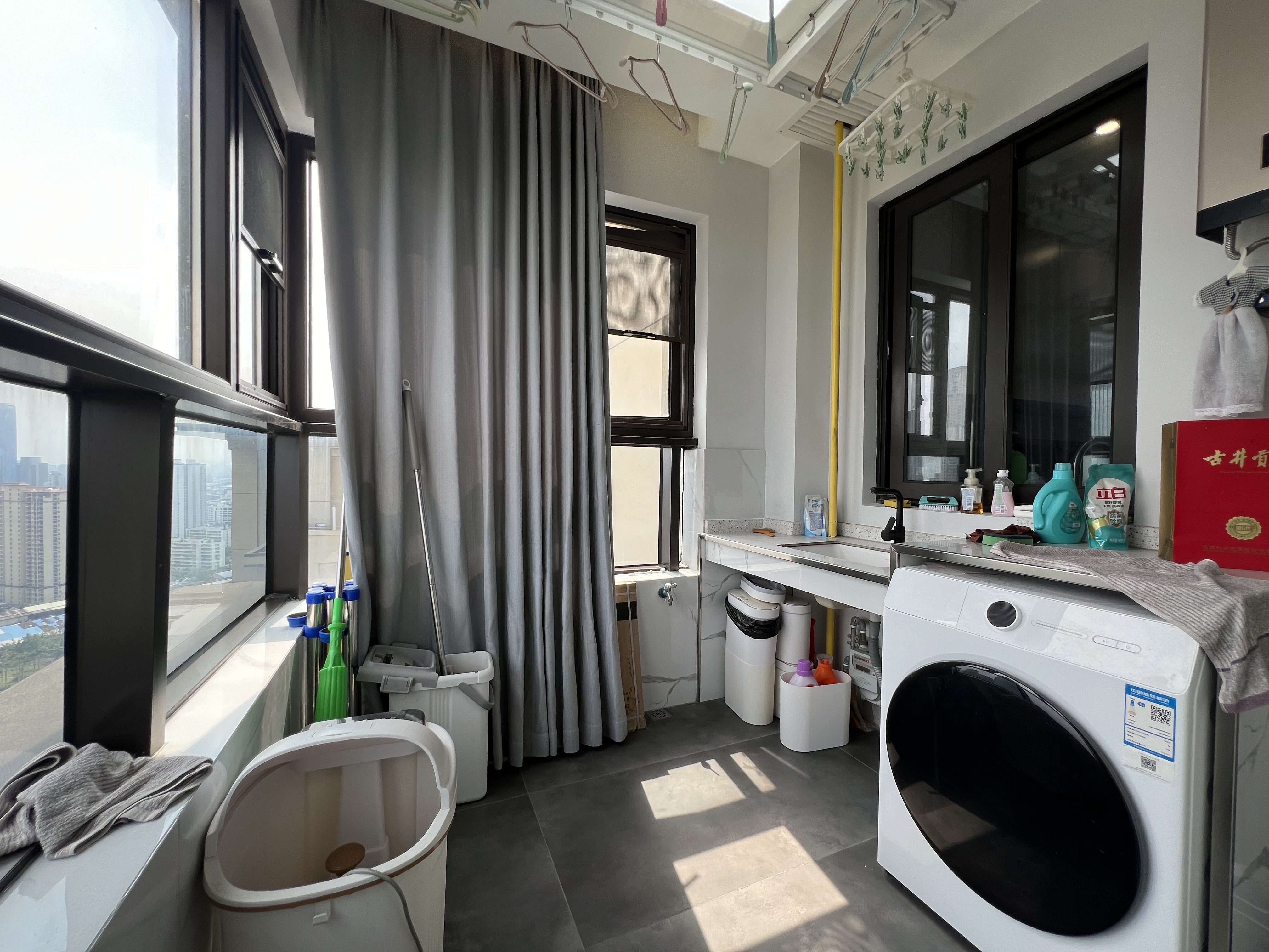 融创海口一号 3室2厅1卫 10000.0元/月 融创海口一号 3室2厅1卫 10000.0元/月室内图