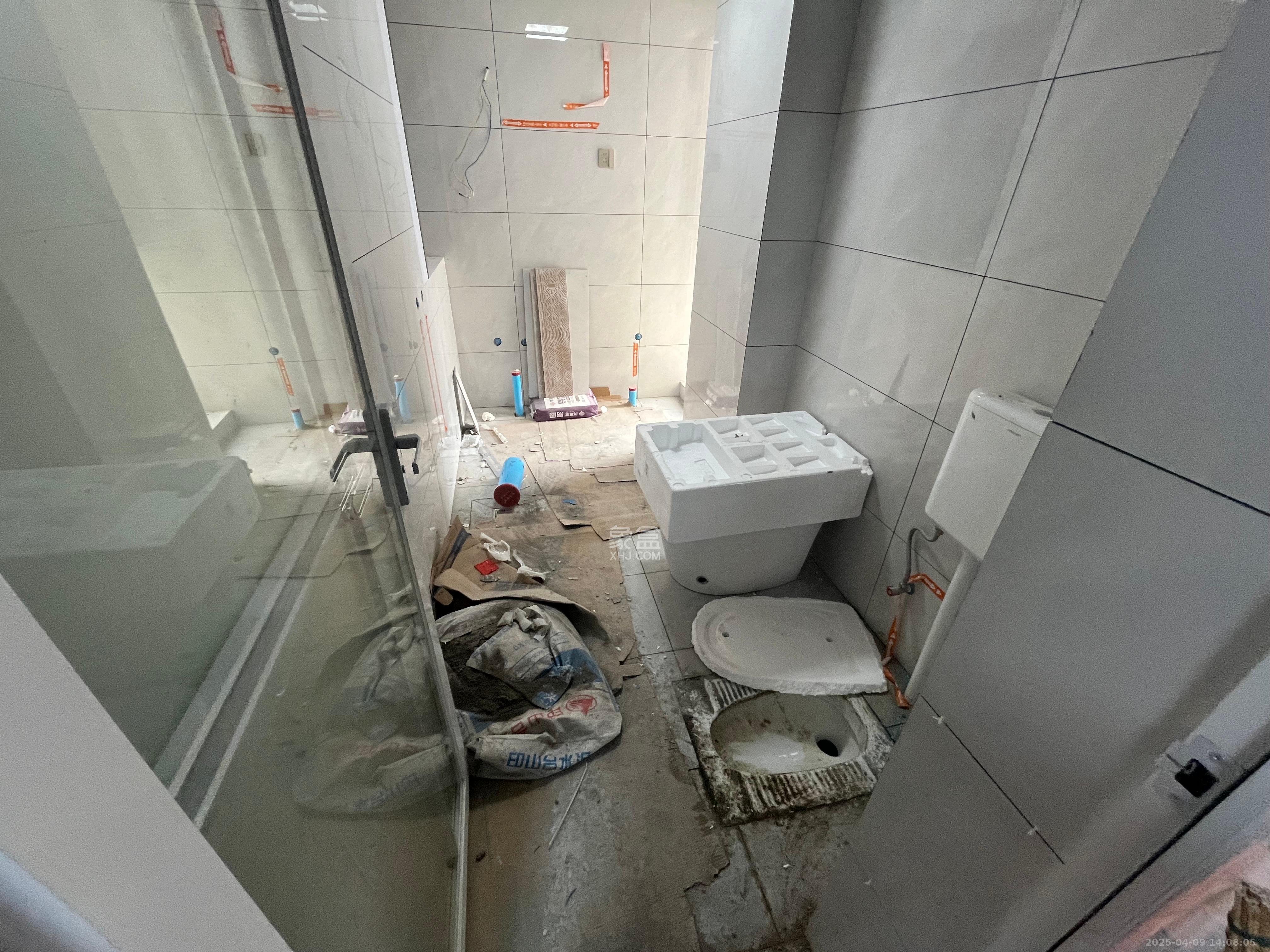 先锋新宇  2室2厅1卫   2200.00元/月室内图