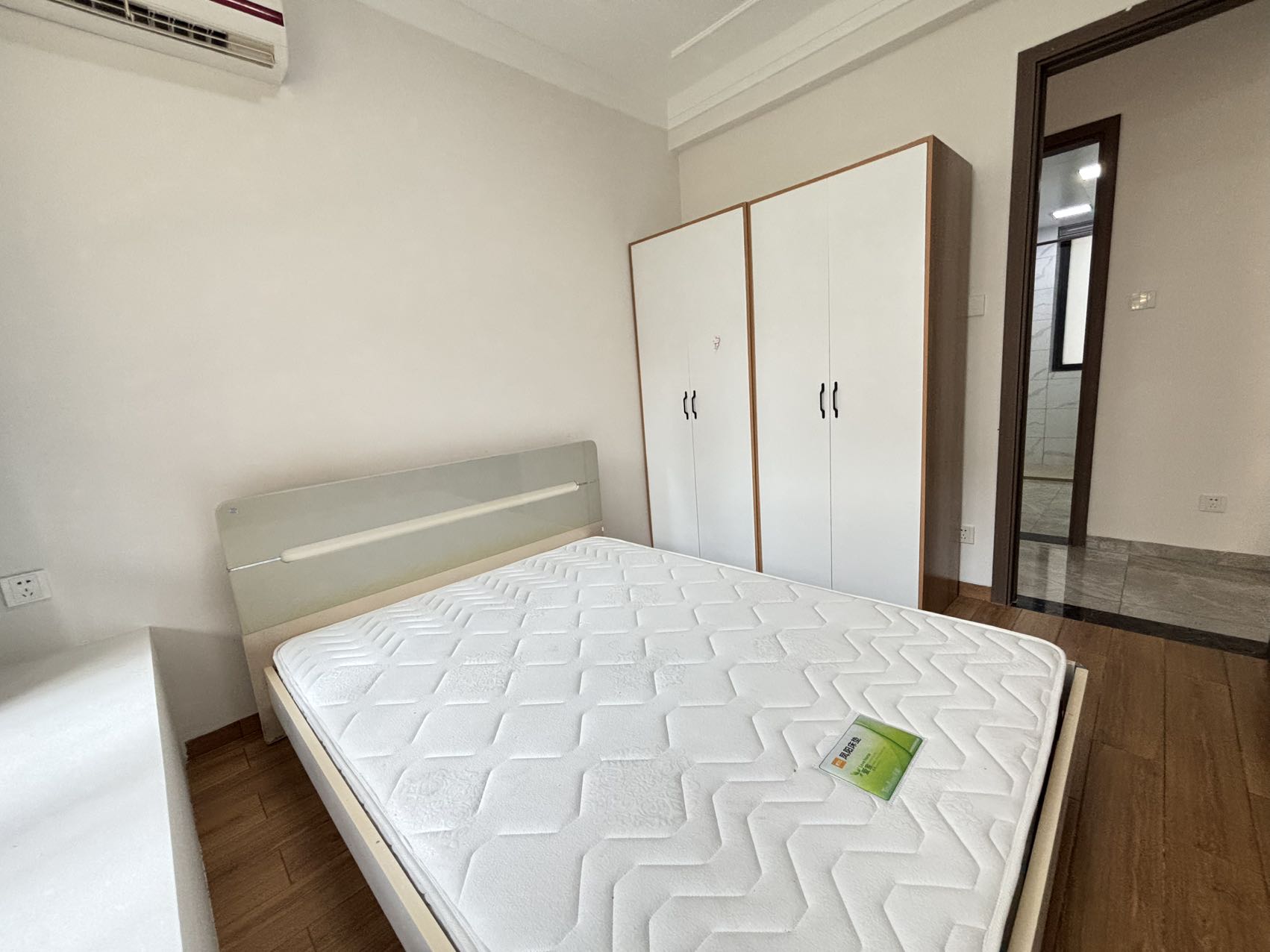 华府蓝湾 3室2厅1卫 149.0万 华府蓝湾 3室2厅1卫 149.0万室内图