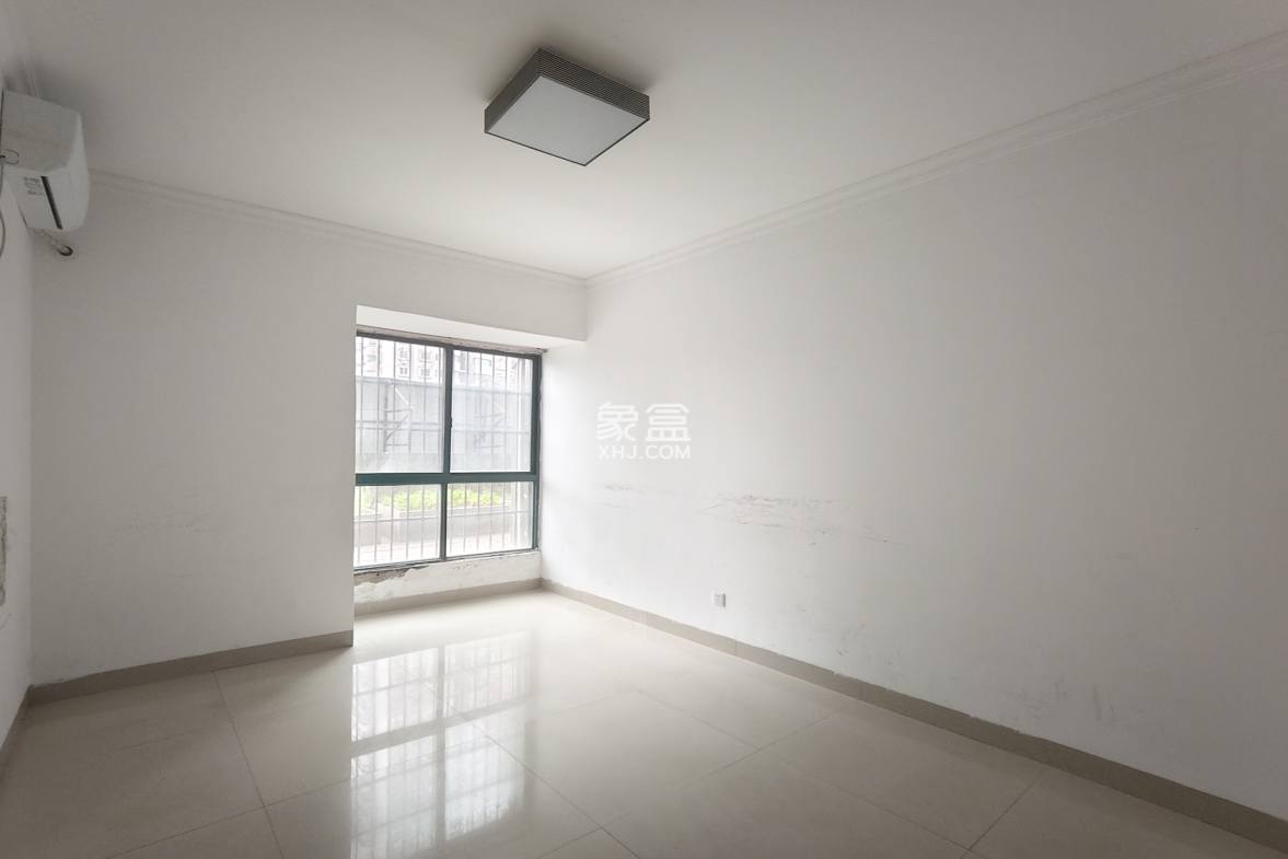 顺枫苑 1室2厅2卫 5800.0元/月 顺枫苑 1室2厅2卫 5800.0元/月室内图