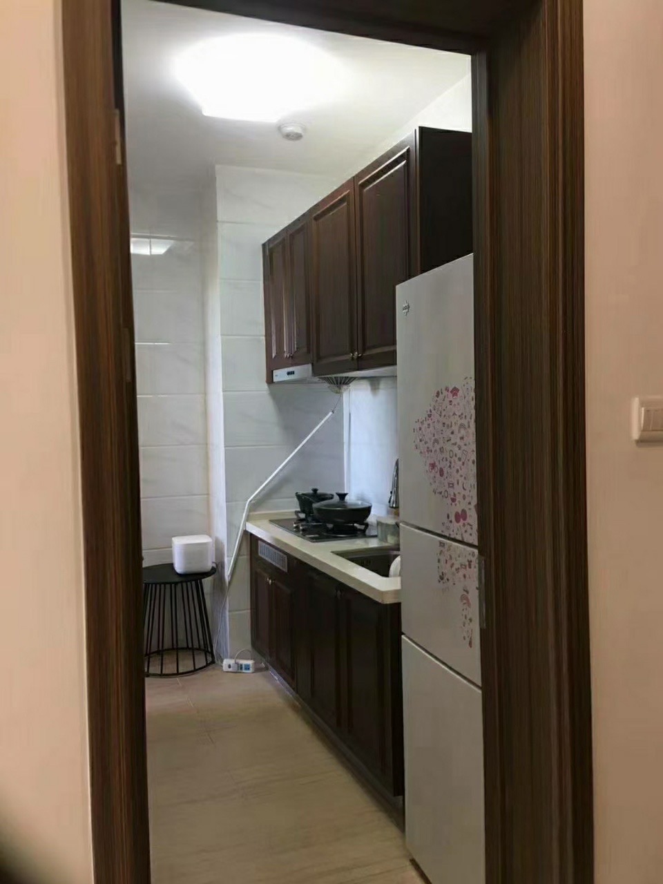 碧桂园一、二期(中央首府) 3室2厅1卫 135.0万 碧桂园一、二期(中央首府) 3室2厅1卫 135.0万客厅