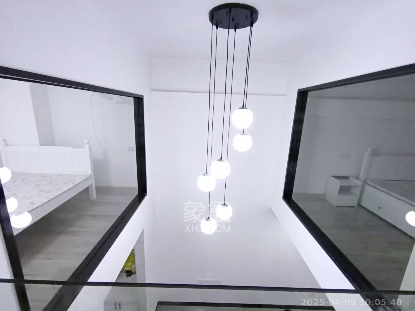 润和滨江府  2室1厅1卫    1700.0元/月 润和滨江府  2室1厅1卫    1700.0元/月