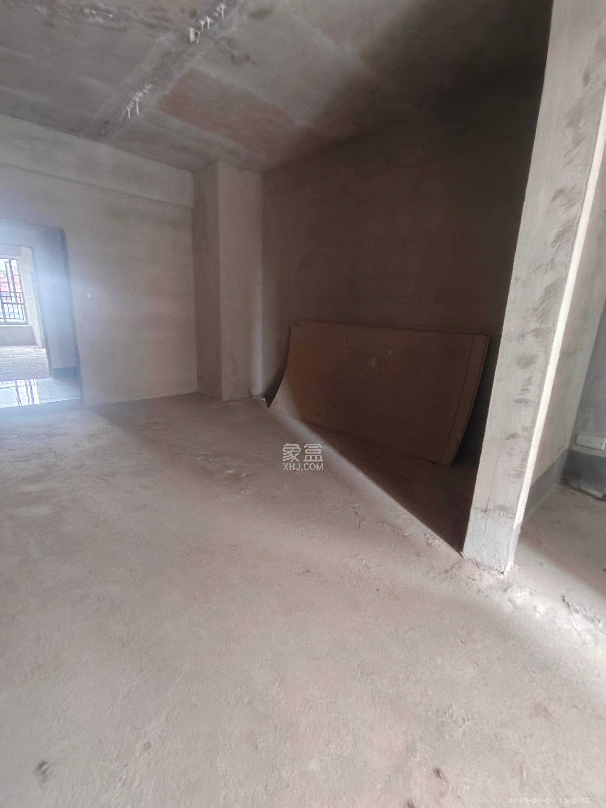 江山帝景哈佛  1室1厅1卫    1500.0元/月 江山帝景哈佛  1室1厅1卫    1500.0元/月