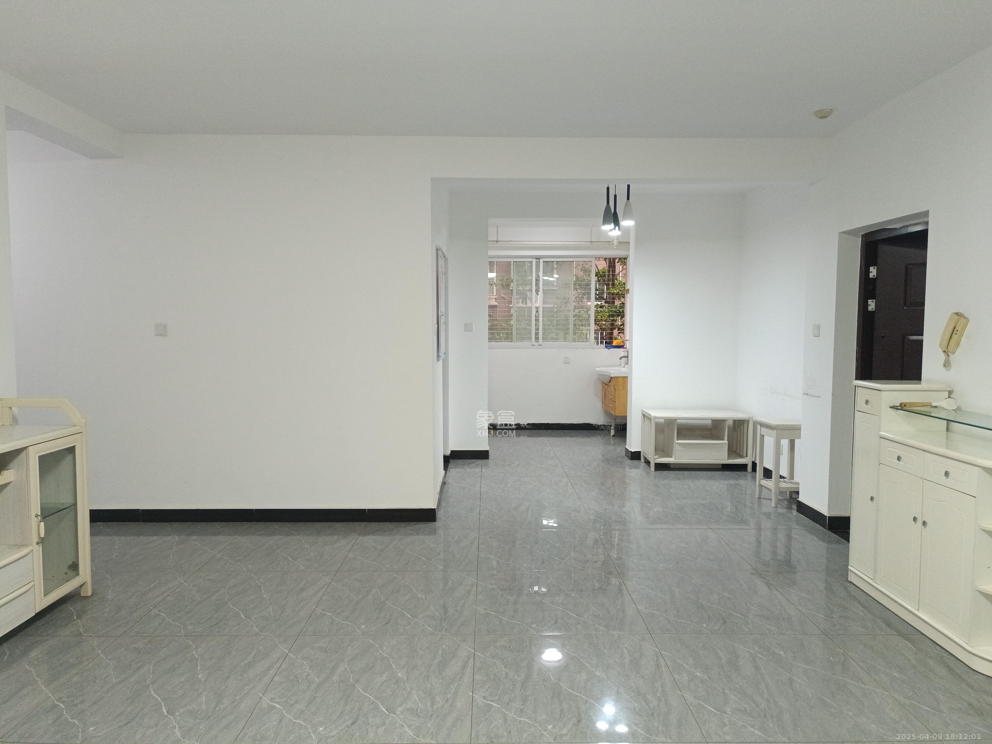 升远君尚嘉筑 4室2厅2卫 3200.0元/月 升远君尚嘉筑 4室2厅2卫 3200.0元/月室内图