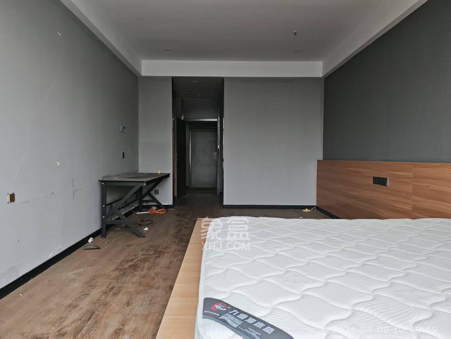 奥克斯缔壹城 1室1厅1卫 1300.0元/月 奥克斯缔壹城 1室1厅1卫 1300.0元/月室内图