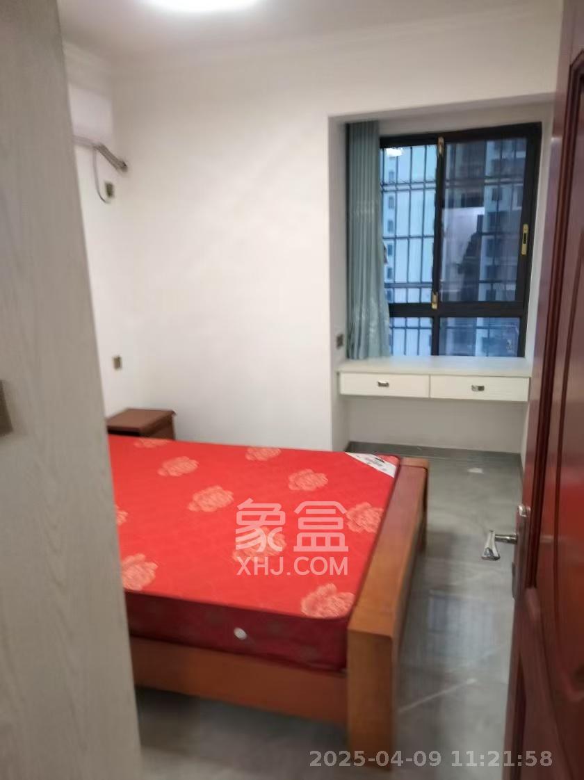 枫林雅苑(雷锋机电市场二期) 3室2厅1卫 2500.0元/月 枫林雅苑(雷锋机电市场二期) 3室2厅1卫 2500.0元/月室内图