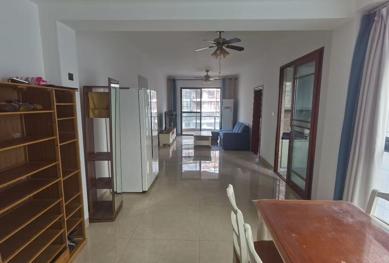 绿地海长流一期 2室2厅1卫 115.0万 绿地海长流一期 2室2厅1卫 115.0万室内图