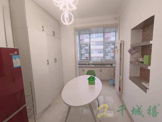 广安小区  3室2厅0卫   2000.00元/月室内图