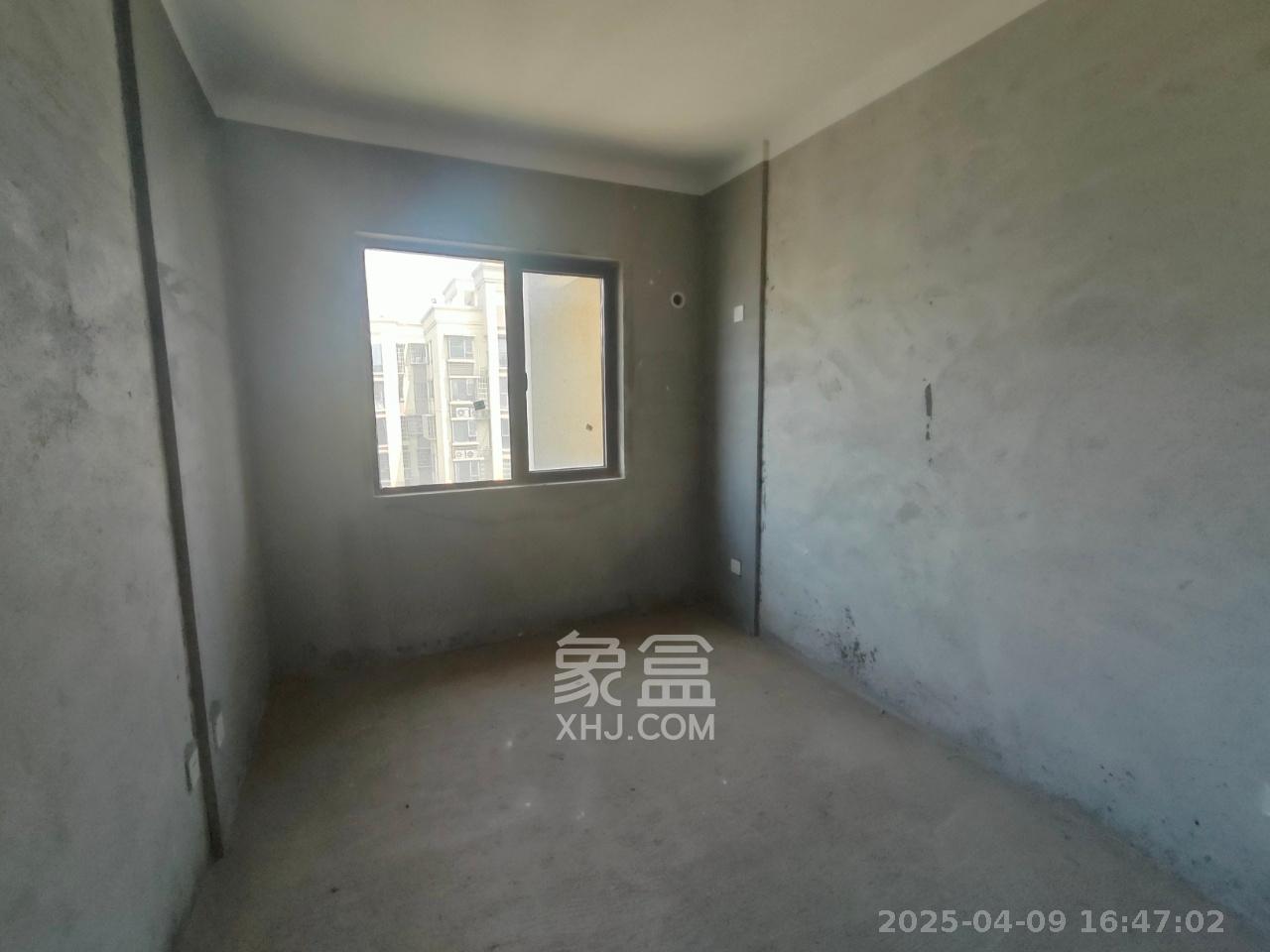 和润园三期 3室2厅2卫 1900.0元/月 和润园三期 3室2厅2卫 1900.0元/月室内图