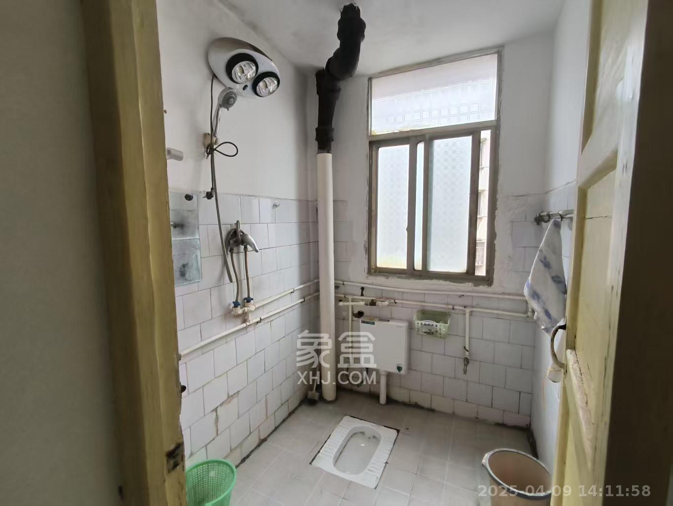 雪园村 2室2厅1卫 700.0元/月 雪园村 2室2厅1卫 700.0元/月室内图