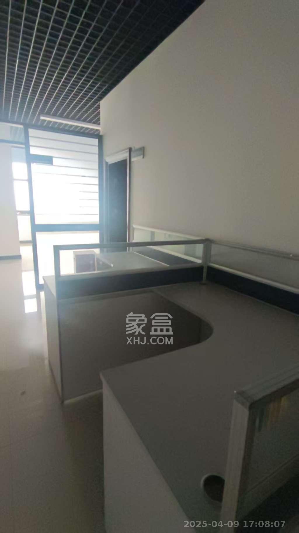 保利麓谷林语I区  1室1厅0卫    3076.0元/月室内图