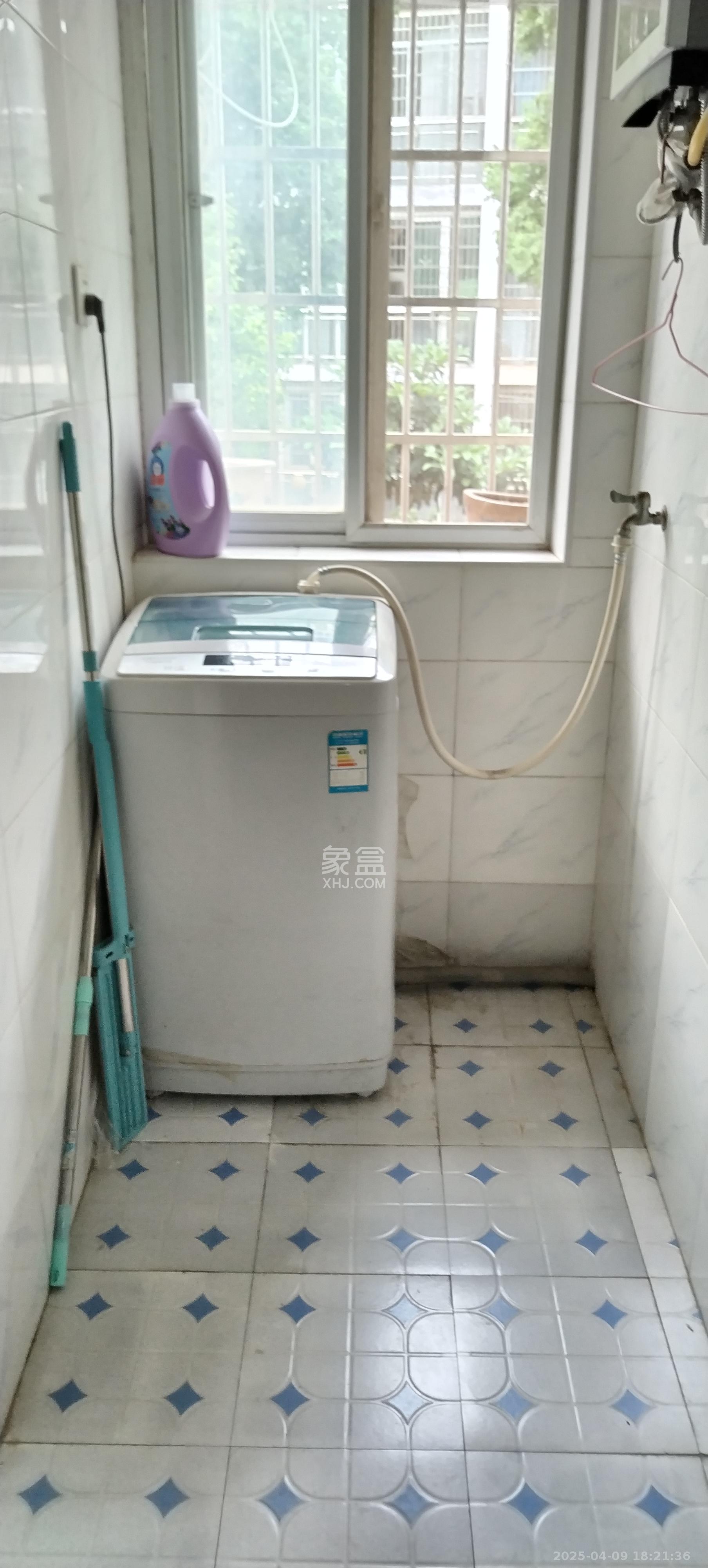 景塘家园  1室0厅0卫   1300.00元/月室内图
