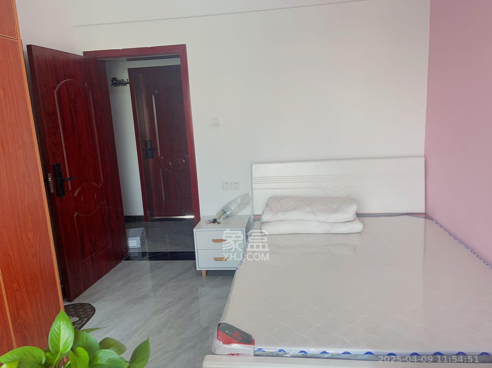 国检园 1室1厅1卫 900.0元/月 国检园 1室1厅1卫 900.0元/月室内图