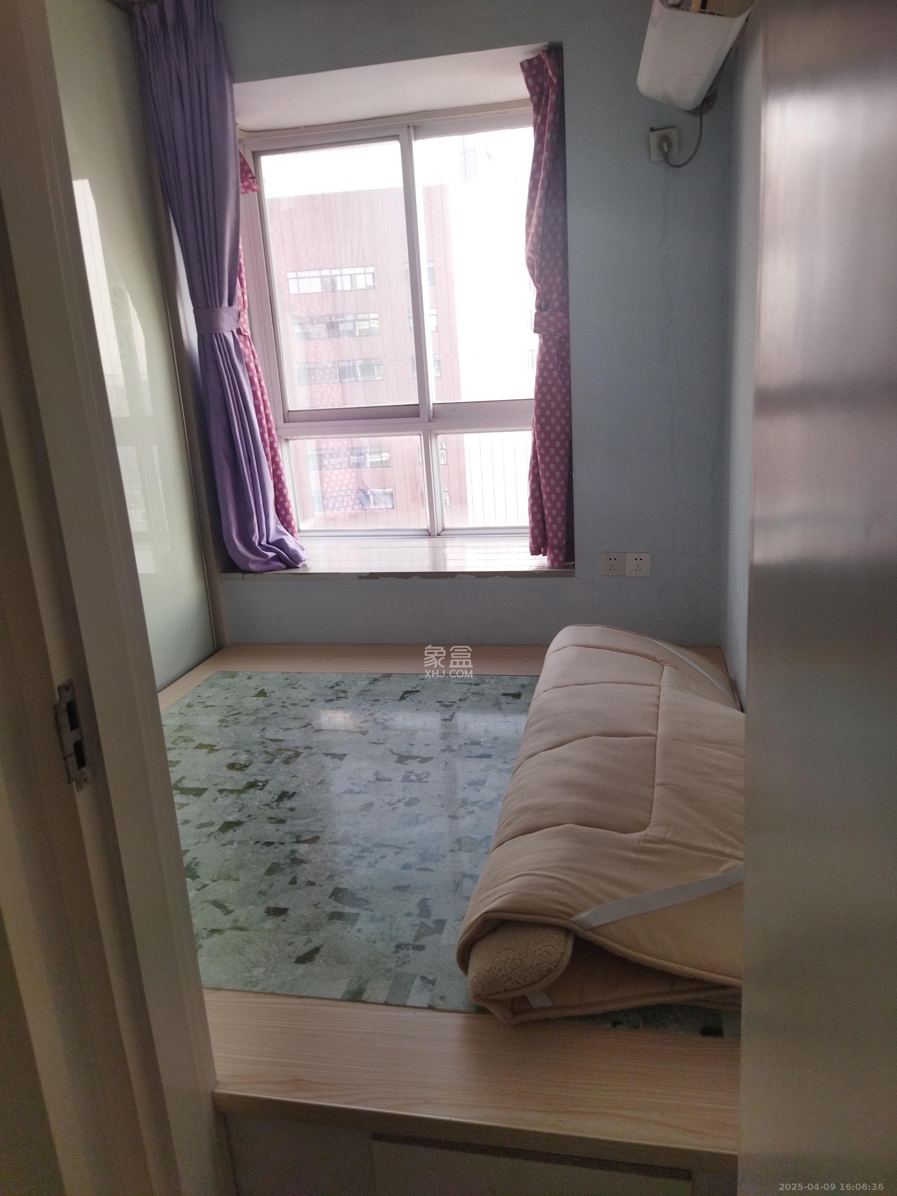 芙蓉公馆  2室2厅1卫    2800.0元/月 芙蓉公馆  2室2厅1卫    2800.0元/月室内图