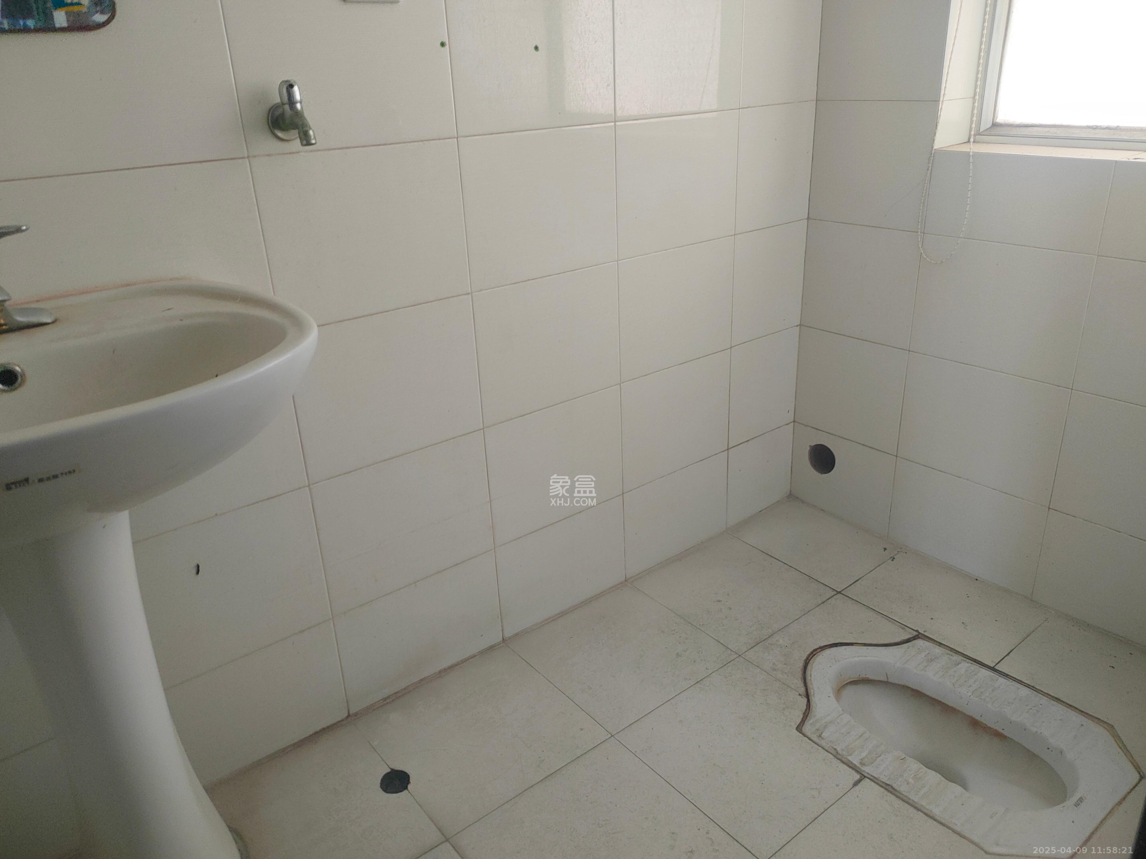 建鸿达现代城 1室0厅0卫 10000.0元/月 建鸿达现代城 1室0厅0卫 10000.0元/月室内图