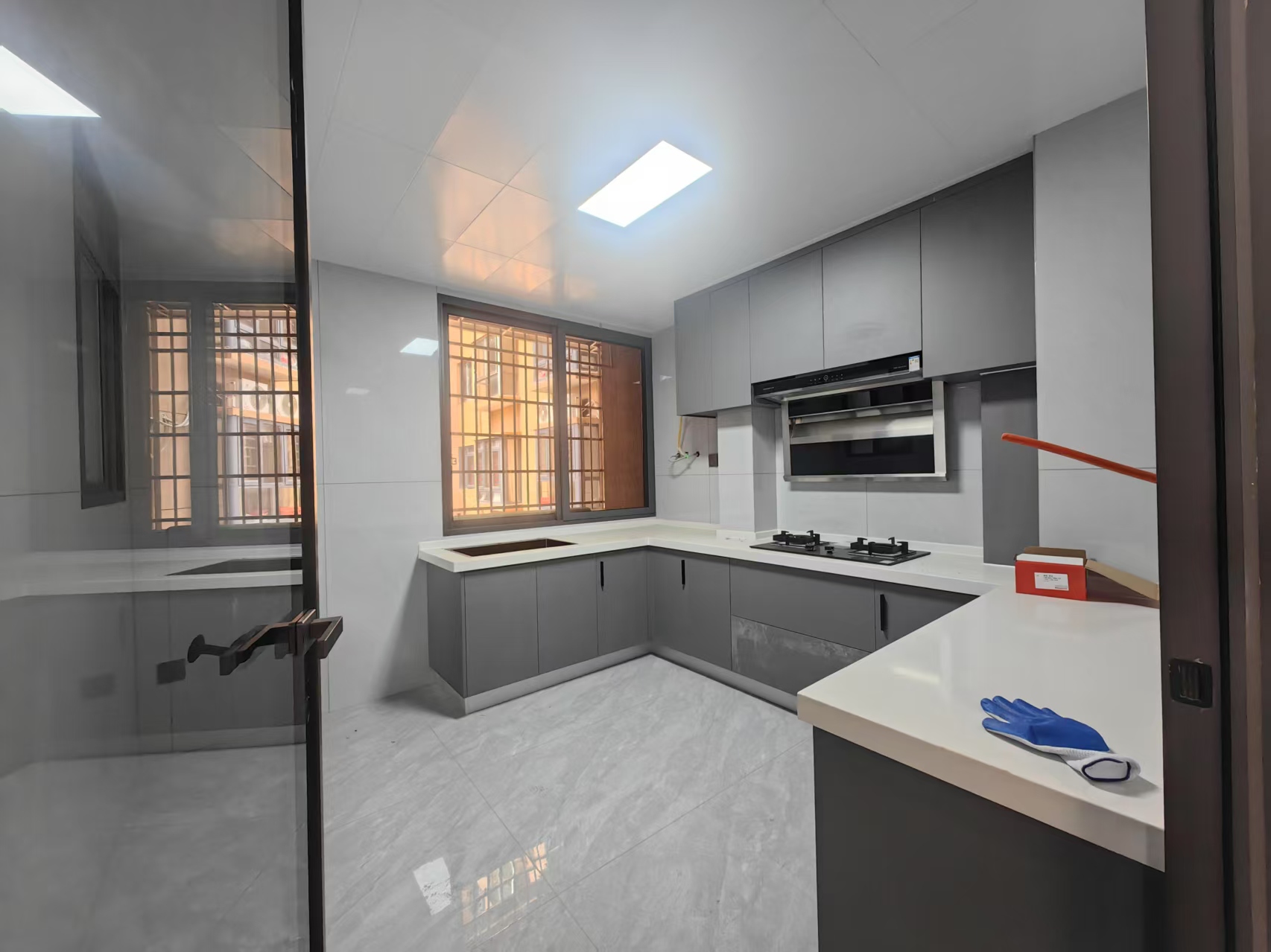 汇富帝景 3室2厅2卫 2500.0元/月 汇富帝景 3室2厅2卫 2500.0元/月室内图