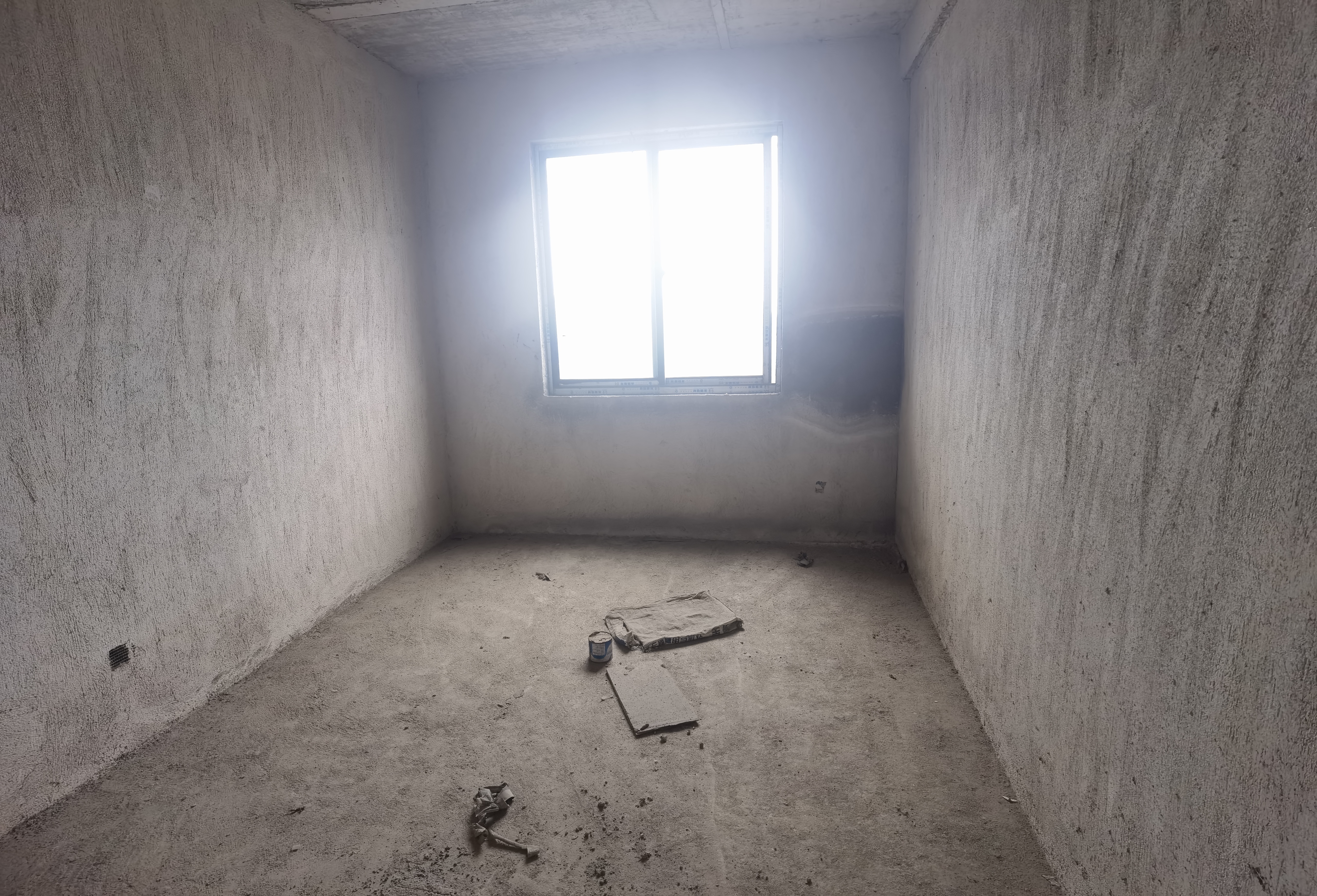 汇富帝景 4室2厅2卫 70.0万 汇富帝景 4室2厅2卫 70.0万客厅