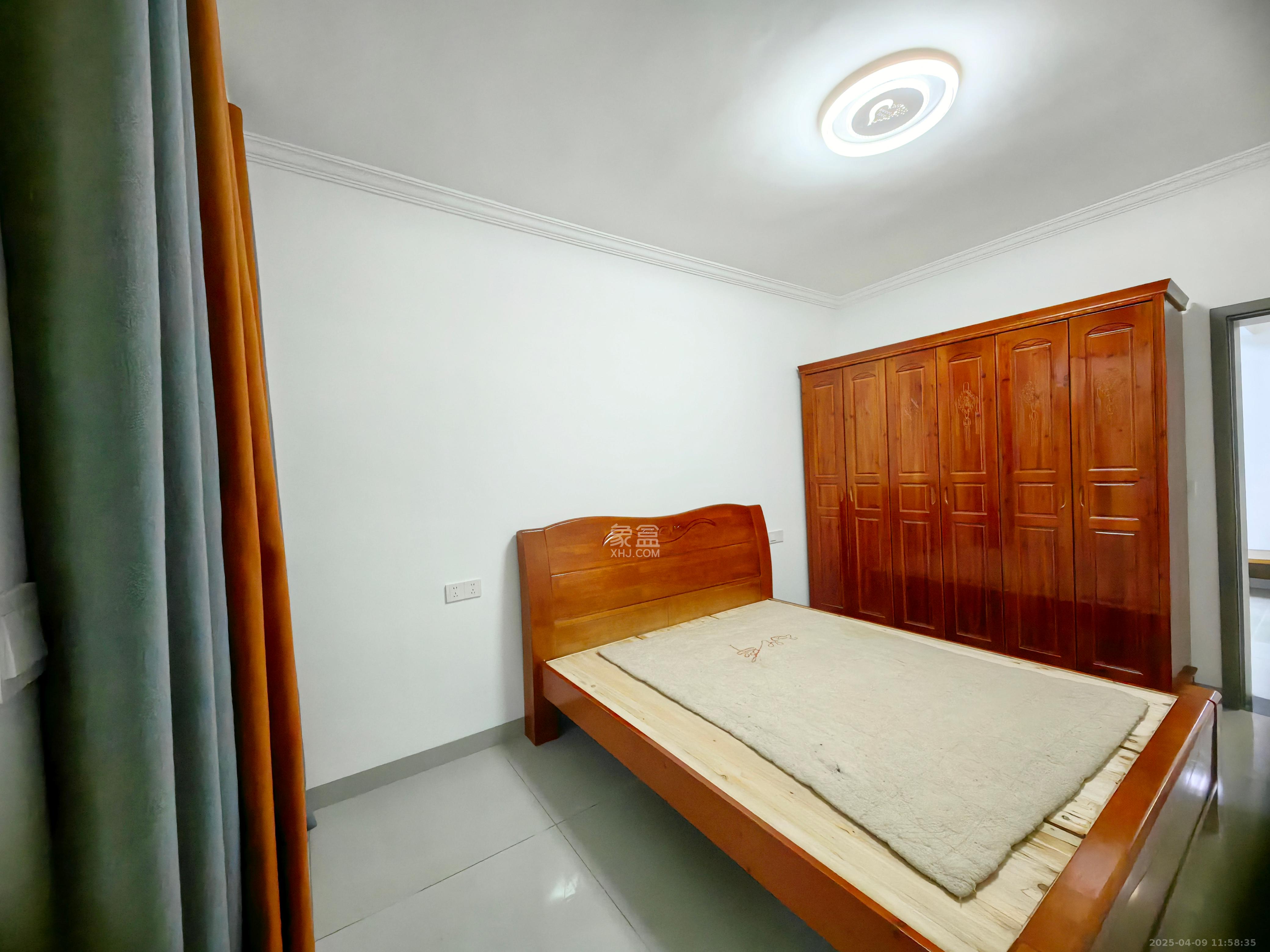 电子仓库宿舍 2室1厅1卫 2000.0元/月 电子仓库宿舍 2室1厅1卫 2000.0元/月室内图