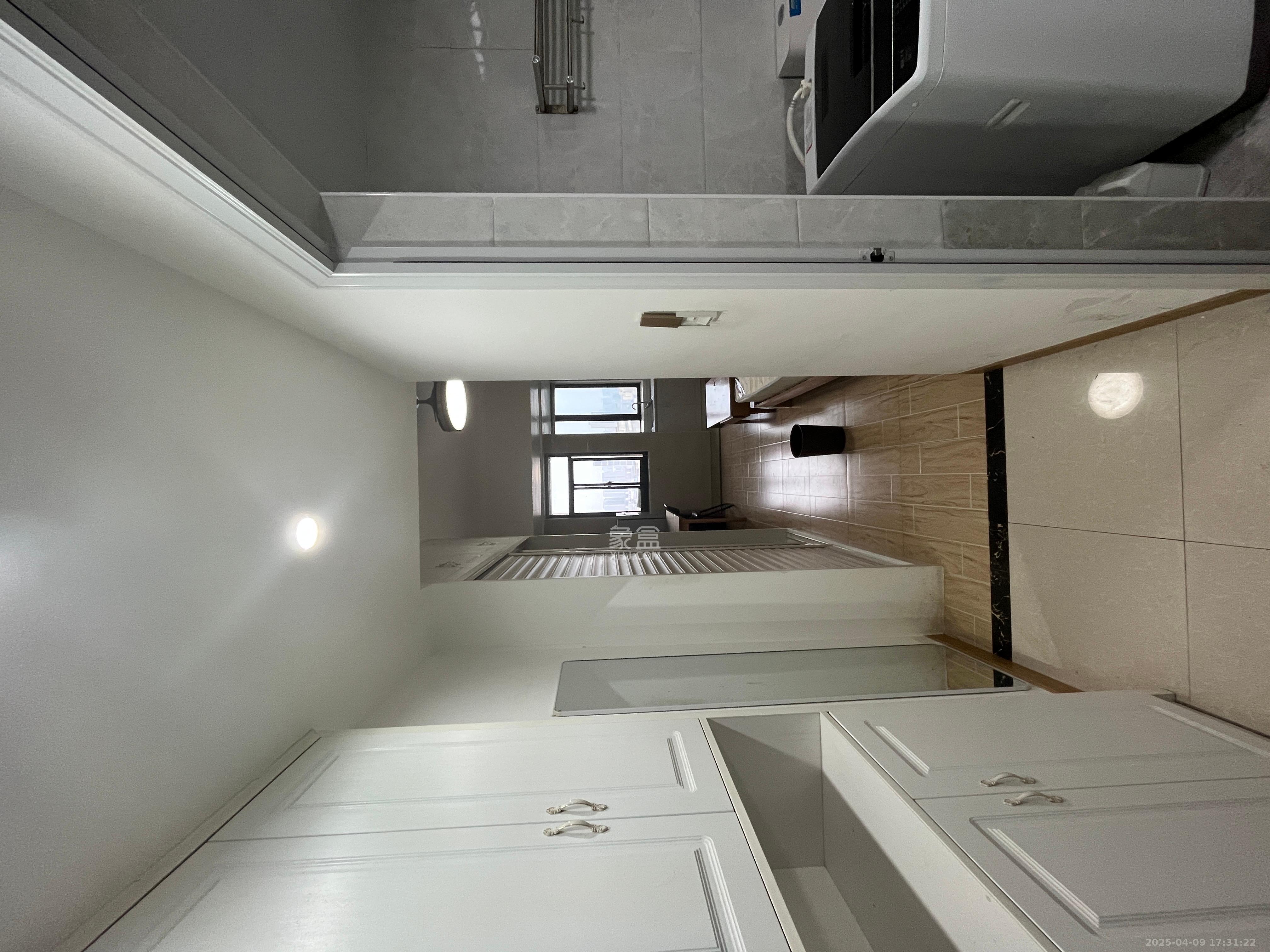 长房天翼未来城  1室1厅1卫   1700.00元/月