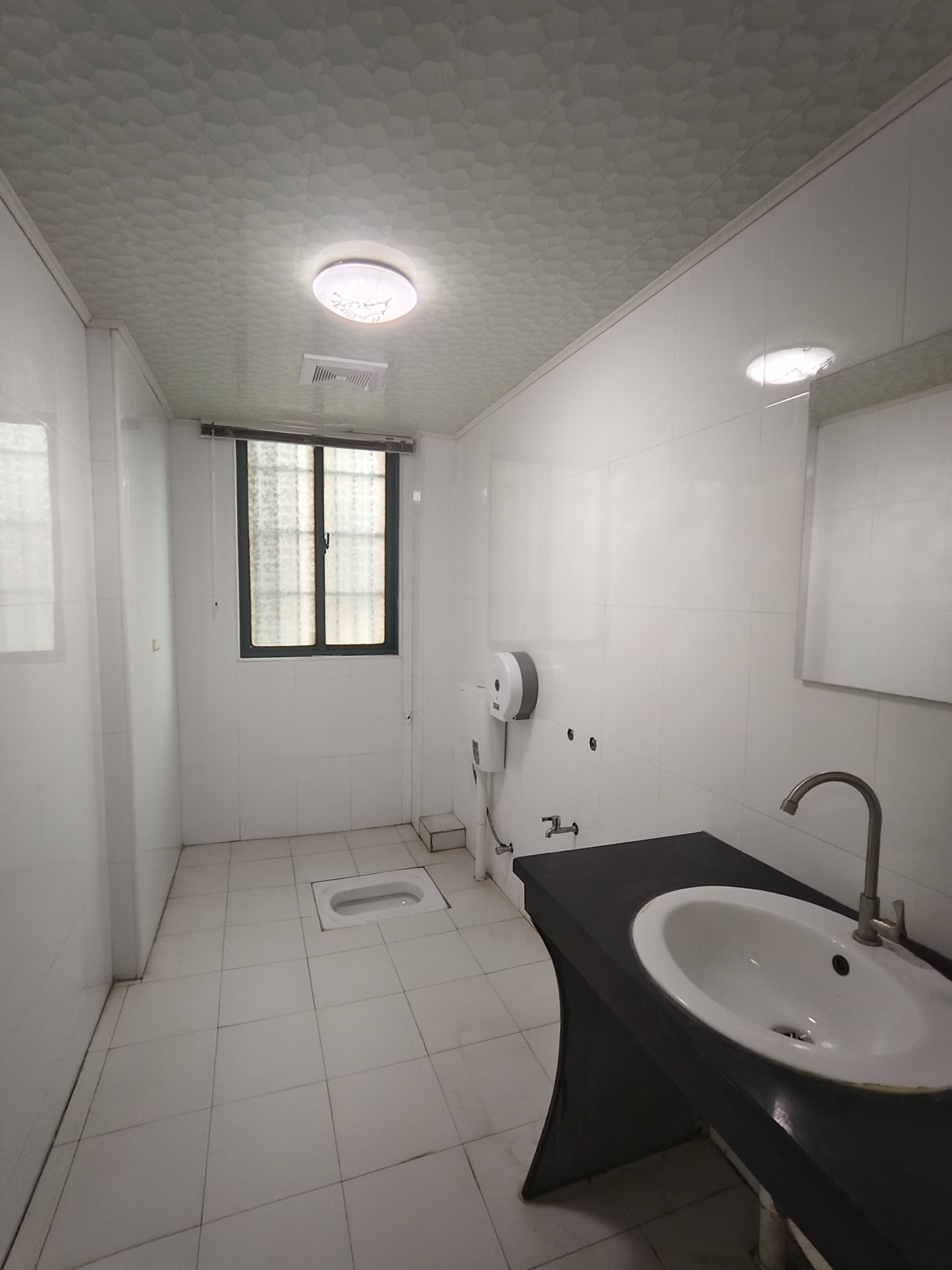 顺枫苑 1室2厅2卫 5800.0元/月 顺枫苑 1室2厅2卫 5800.0元/月室内图