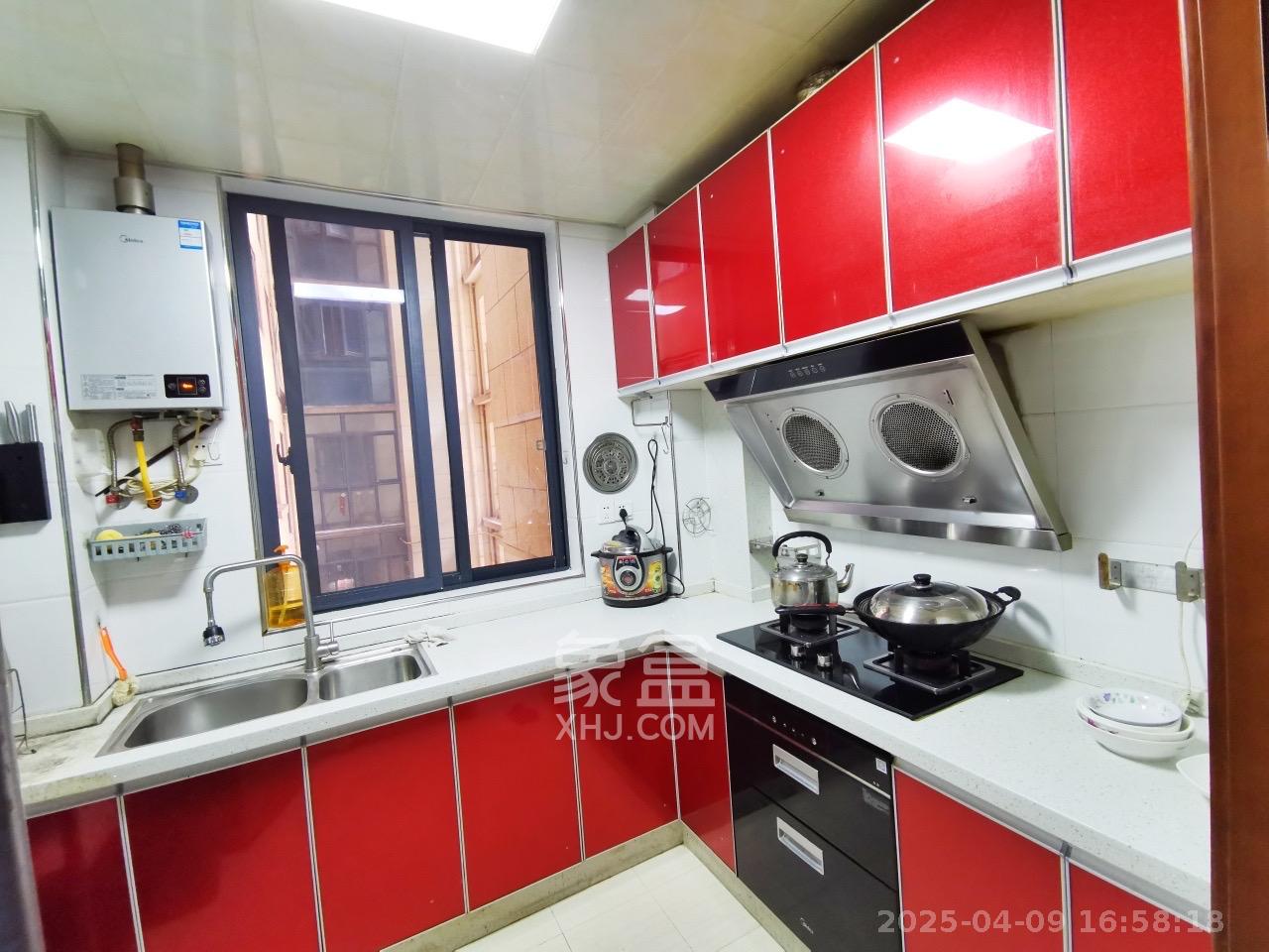 君康家园(梅溪湖七喜街) 4室2厅2卫 3000.0元/月 君康家园(梅溪湖七喜街) 4室2厅2卫 3000.0元/月室内图