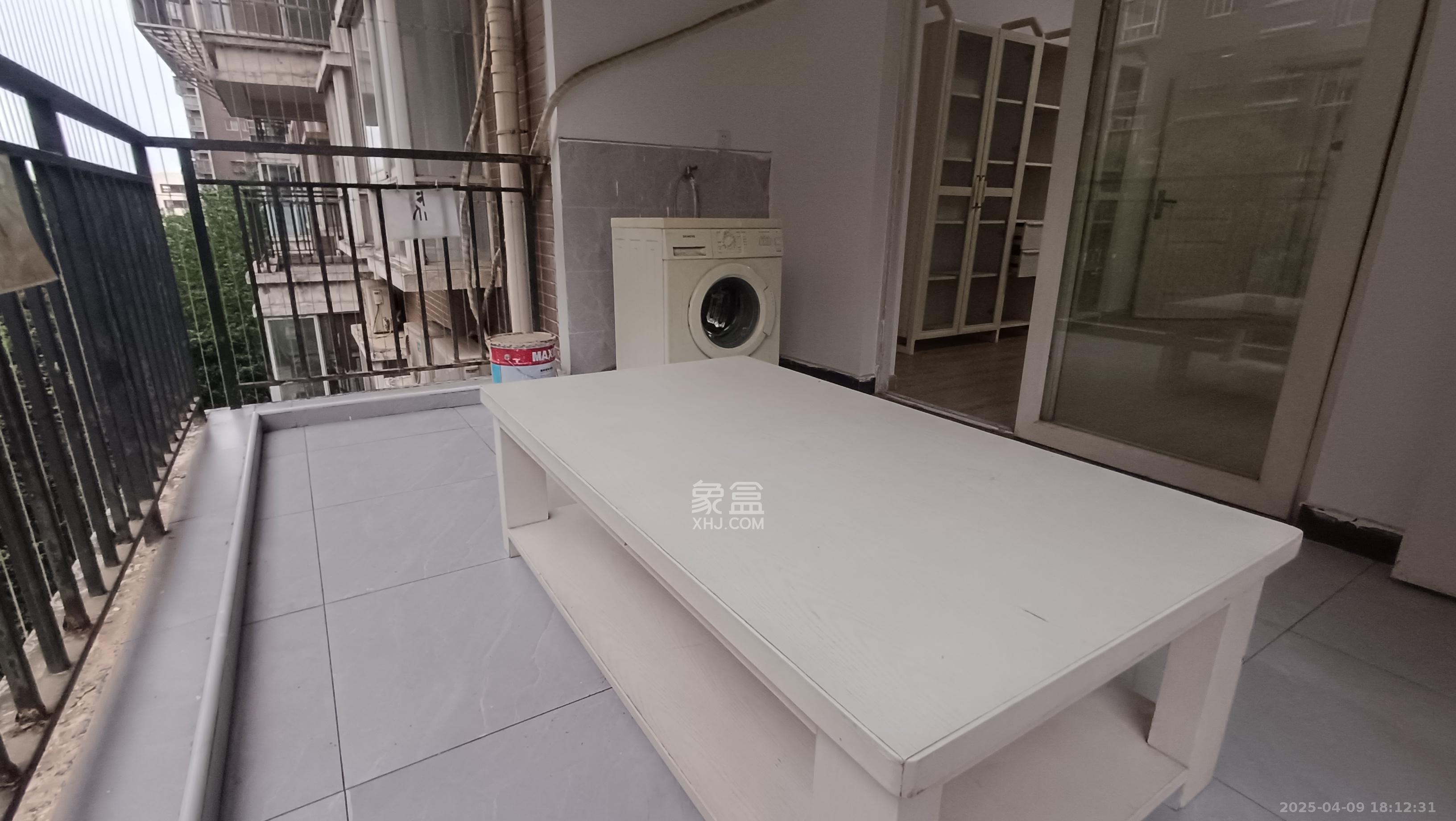 升远君尚嘉筑 4室2厅2卫 3200.0元/月 升远君尚嘉筑 4室2厅2卫 3200.0元/月室内图