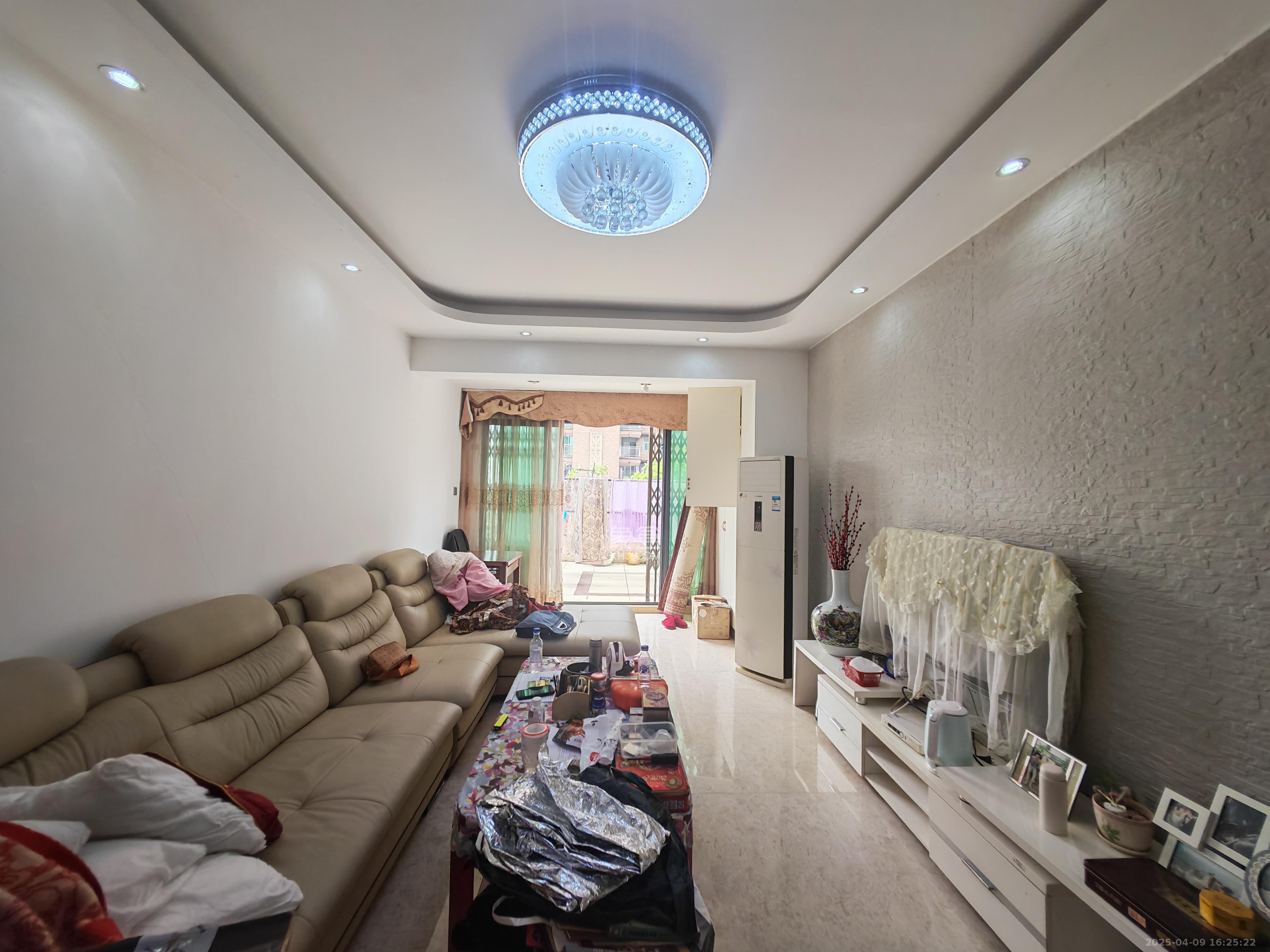 夏威夷碧水春城(碧桂园城市花园) 3室2厅2卫 2300.0元/月 夏威夷碧水春城(碧桂园城市花园) 3室2厅2卫 2300.0元/月室内图