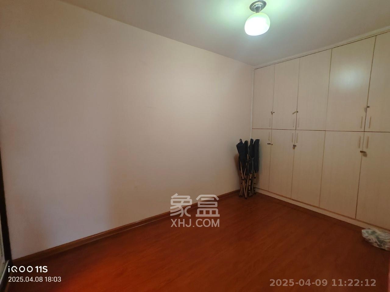 南国嘉苑 5室2厅2卫 2500.0元/月 南国嘉苑 5室2厅2卫 2500.0元/月室内图