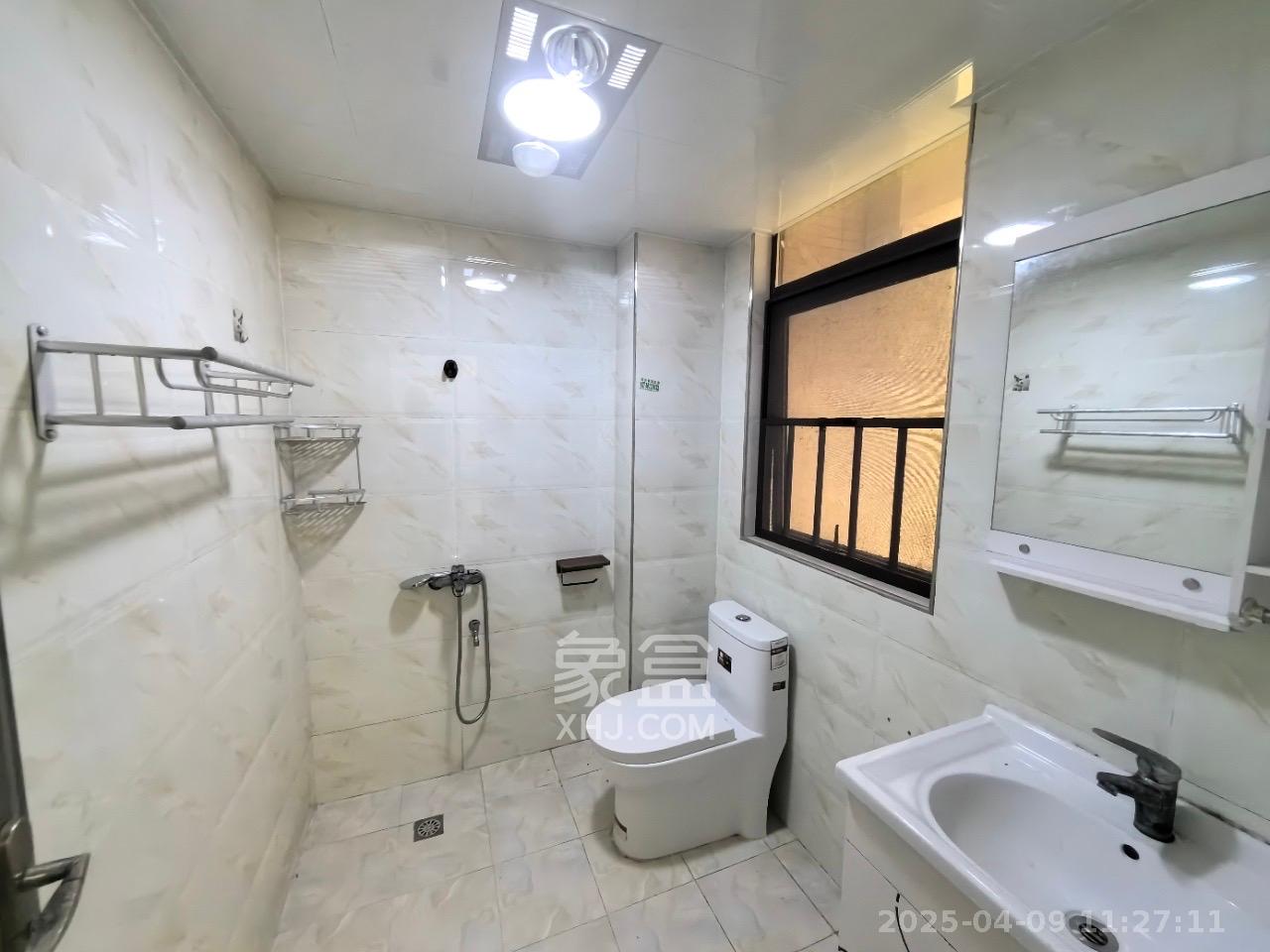 奥林匹克花园贡院三期 2室1厅1卫 1700.0元/月 奥林匹克花园贡院三期 2室1厅1卫 1700.0元/月室内图