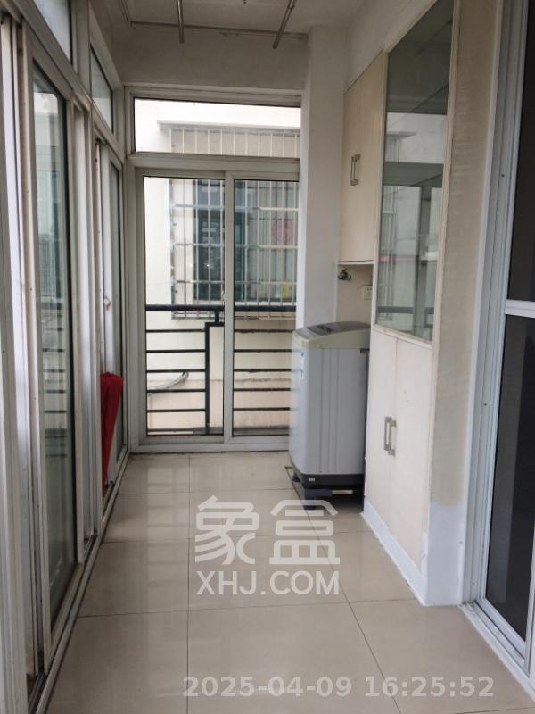 东方新城 2室1厅1卫 2000.0元/月 东方新城 2室1厅1卫 2000.0元/月室内图