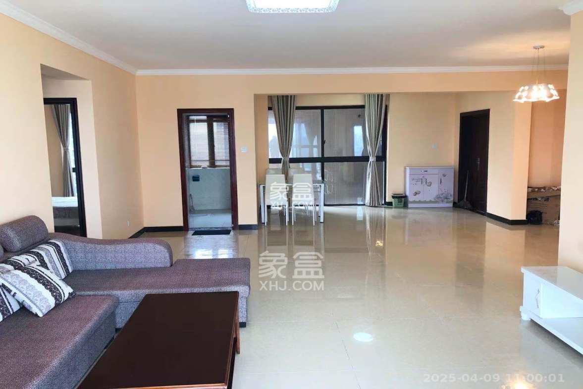 海洋半岛(月珑湾)  3室2厅2卫    3000.0元/月 海洋半岛(月珑湾)  3室2厅2卫    3000.0元/月室内图