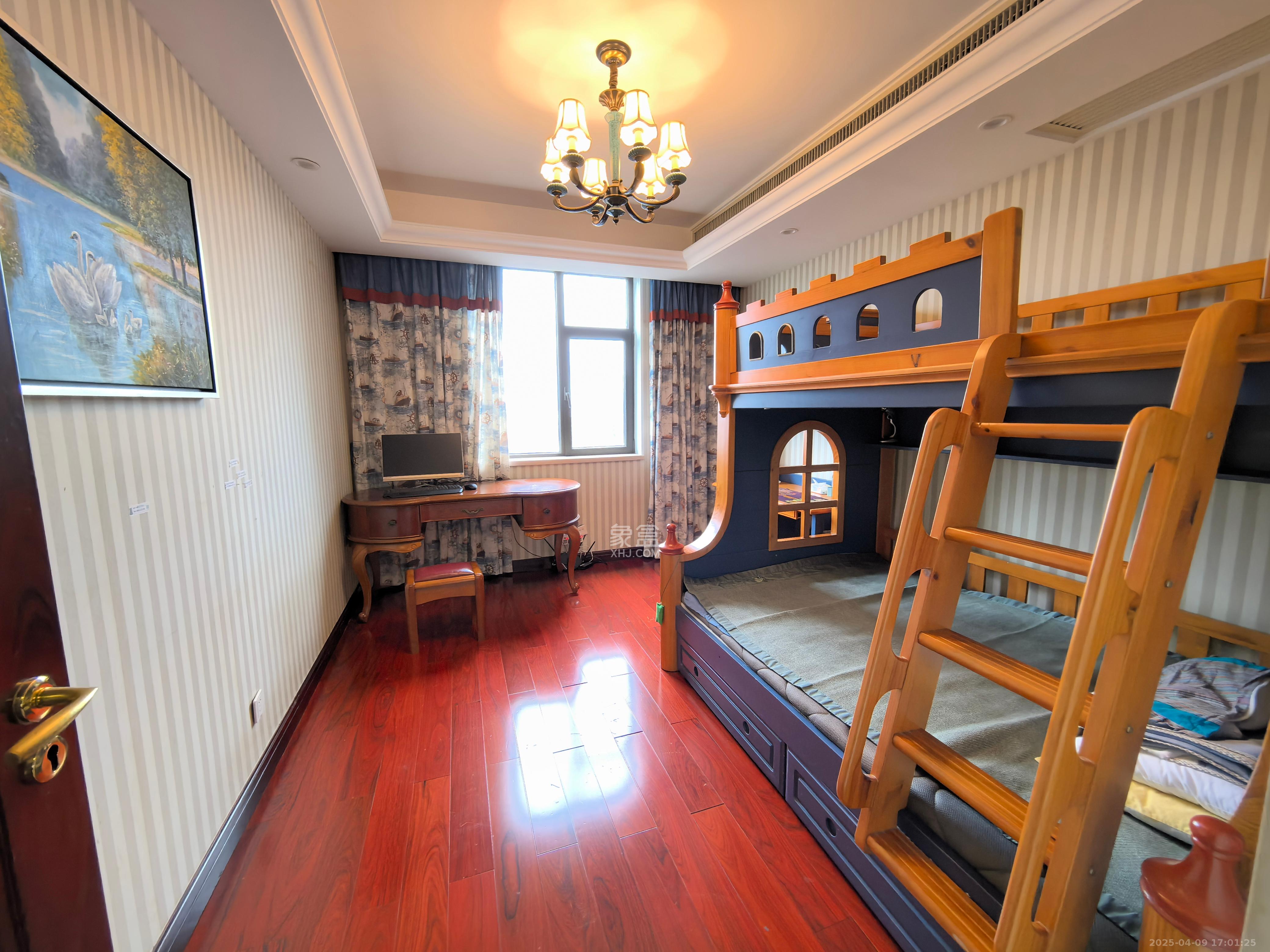 运达中央广场一、二期 3室2厅3卫 10000.0元/月 运达中央广场一、二期 3室2厅3卫 10000.0元/月室内图