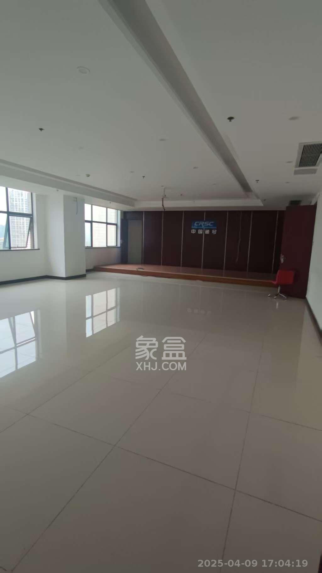 保利麓谷林语I区 1室1厅0卫 21000.0元/月 保利麓谷林语I区 1室1厅0卫 21000.0元/月室内图