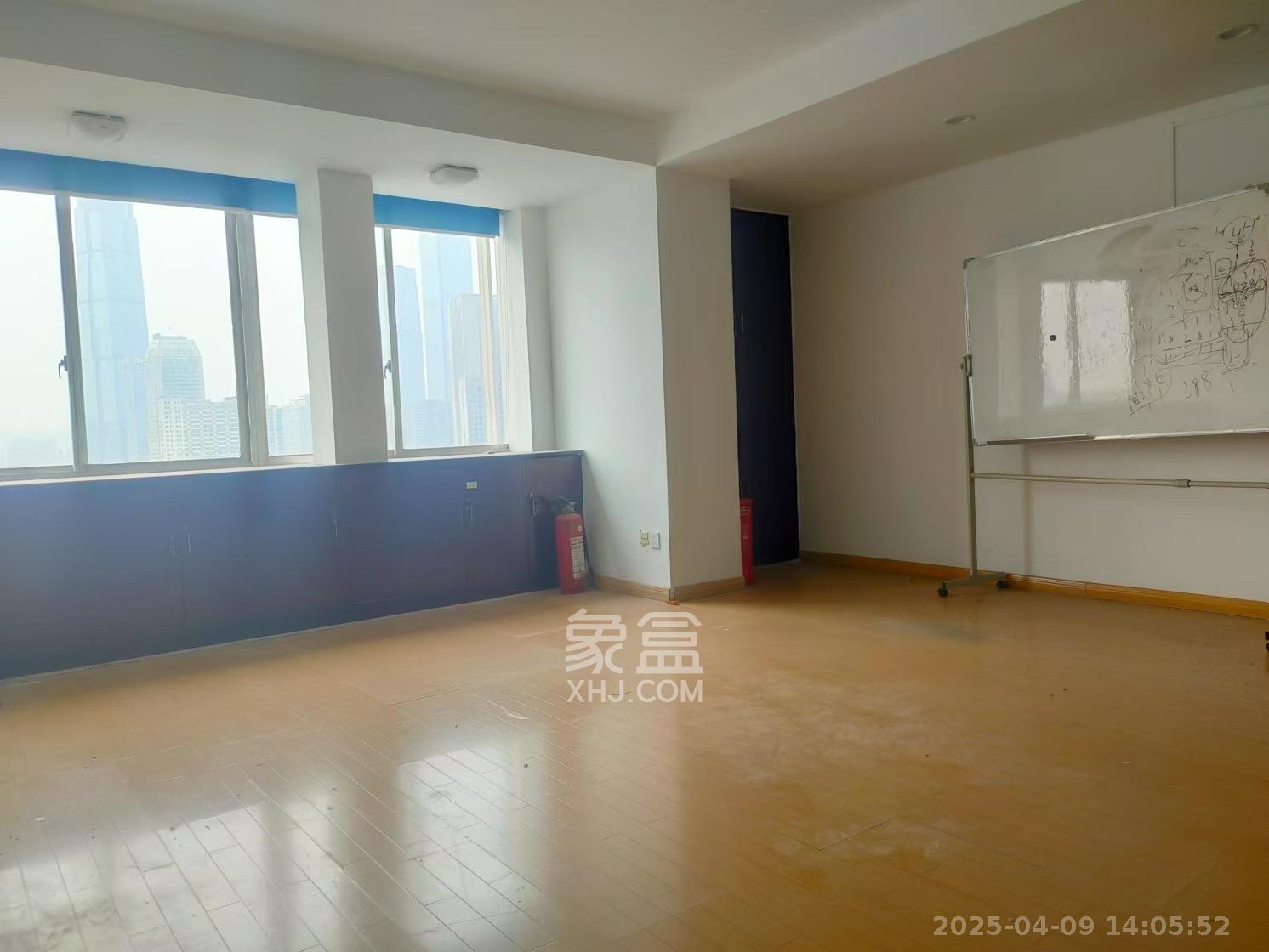 建鸿达现代城 1室0厅0卫 10000.0元/月 建鸿达现代城 1室0厅0卫 10000.0元/月室内图