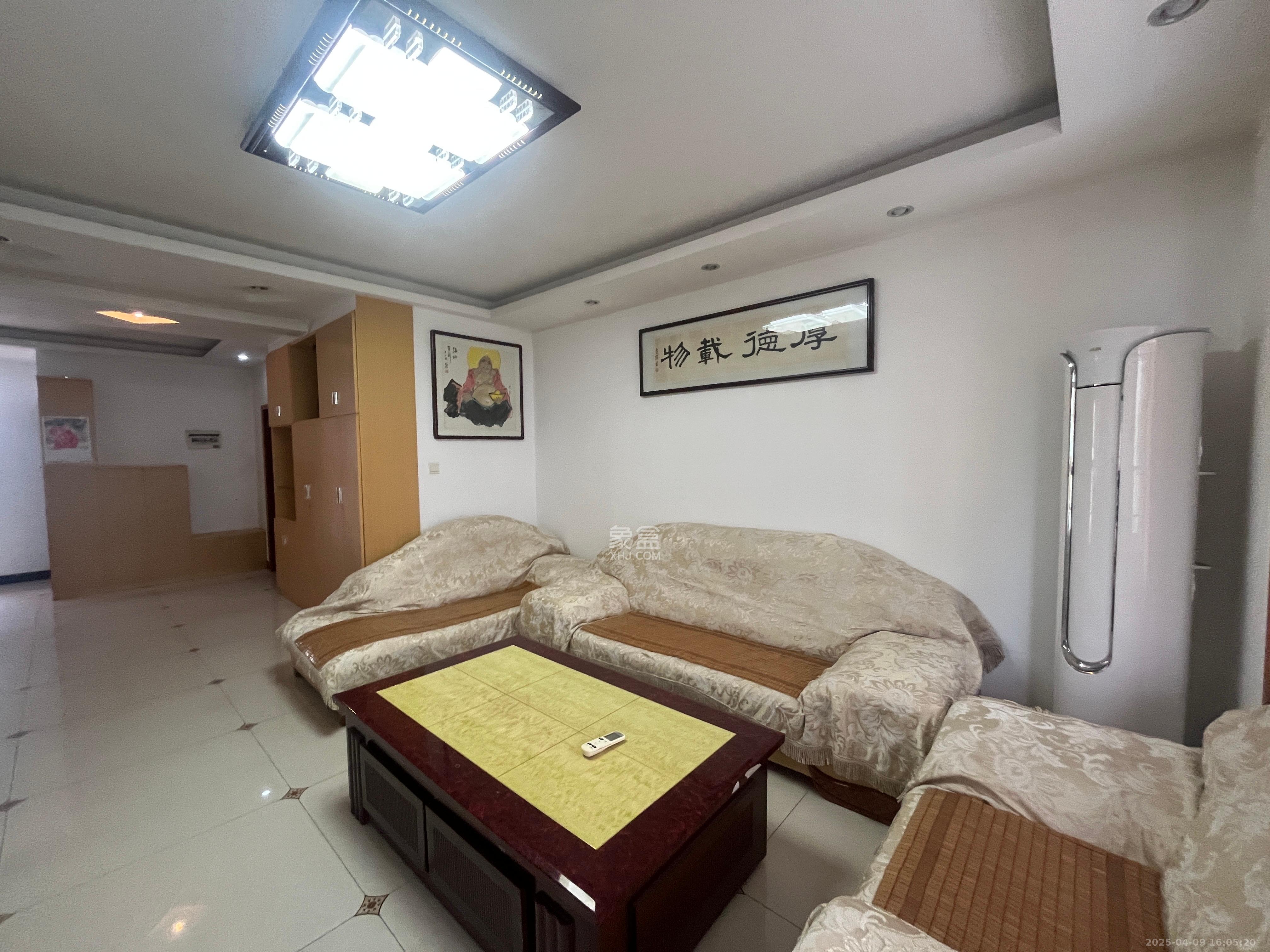 西子湖畔沃府  3室2厅2卫   2800.00元/月室内图