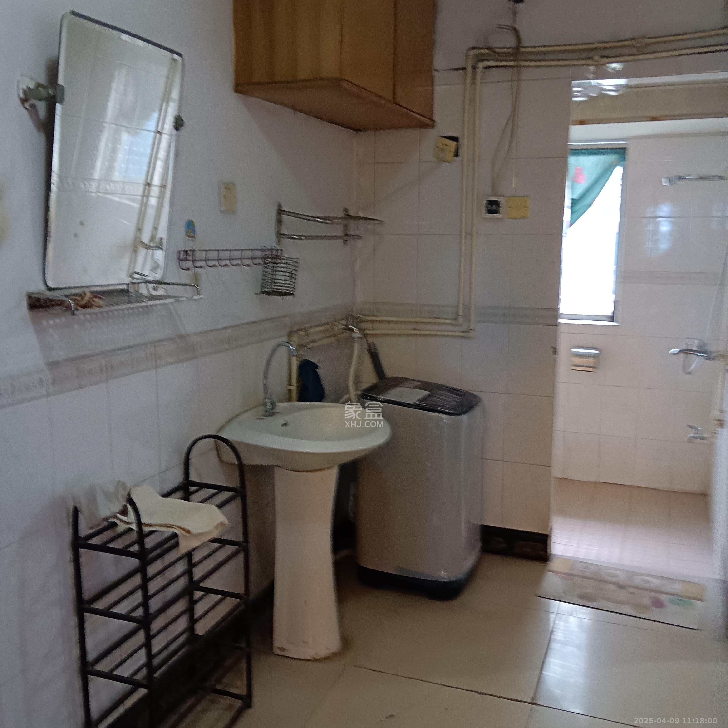 桔园小区1-8片 3室2厅1卫 1000.0元/月 桔园小区1-8片 3室2厅1卫 1000.0元/月室内图