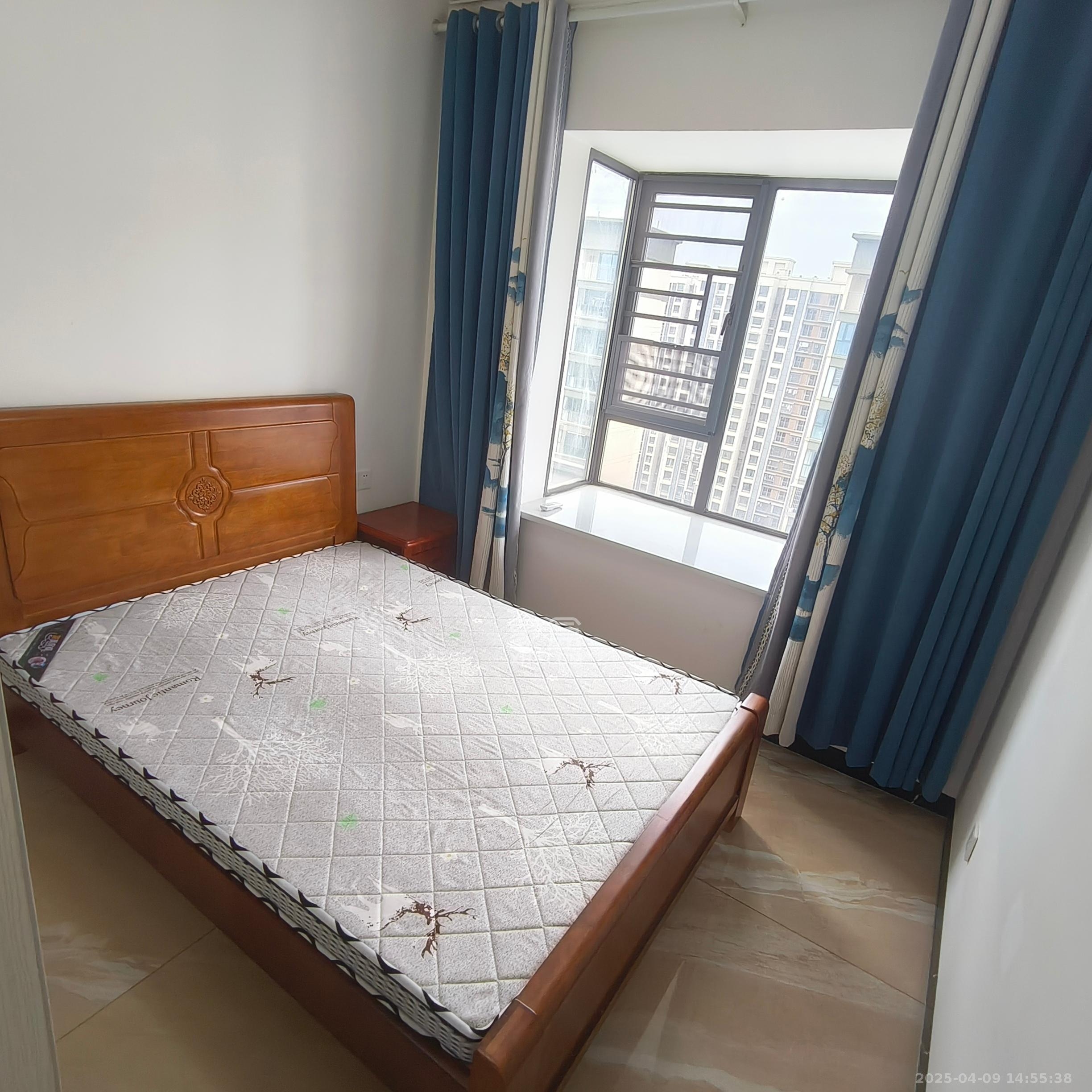 真人桥家园一期 3室2厅2卫 1950.00元/月 真人桥家园一期 3室2厅2卫 1950.00元/月室内图