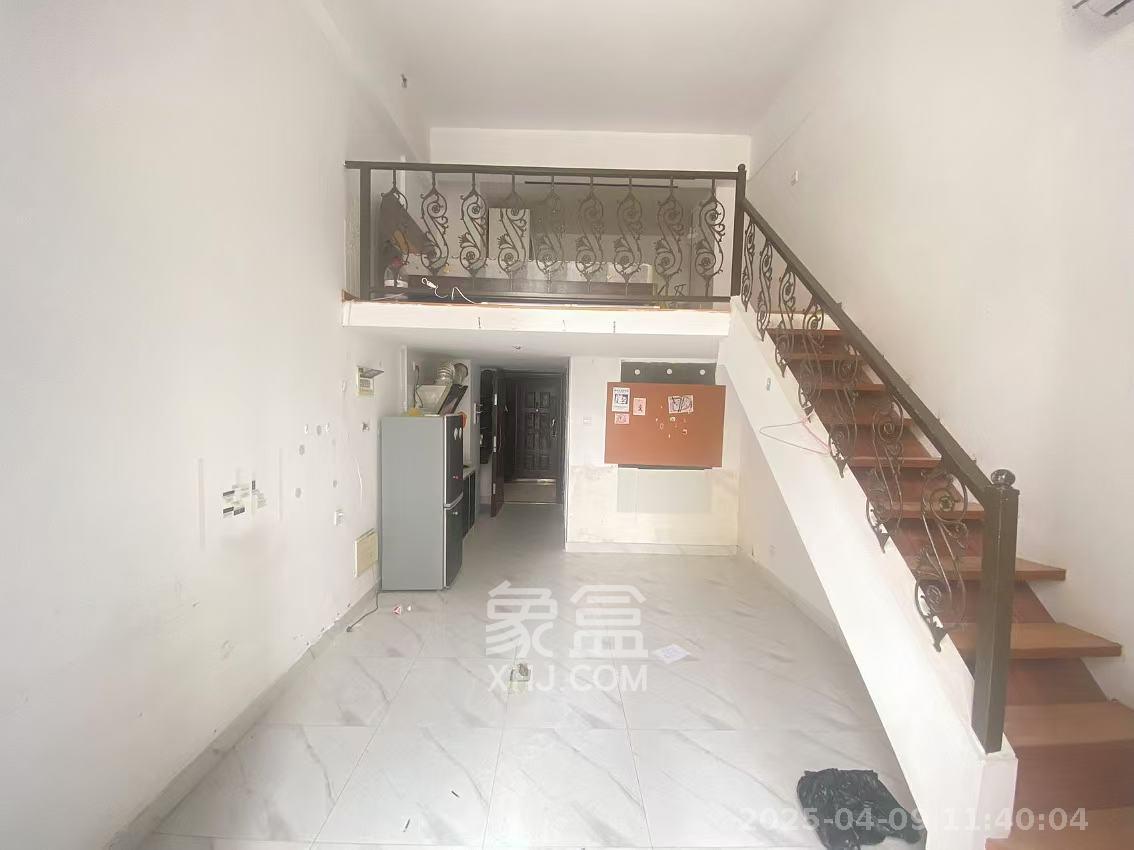 兰亭湾畔 1室1厅1卫 1600.0元/月 兰亭湾畔 1室1厅1卫 1600.0元/月室内图