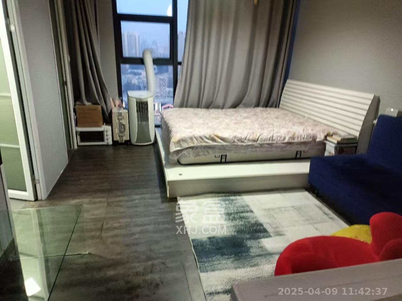 万坤图财富广场  1室1厅1卫   2100.00元/月室内图